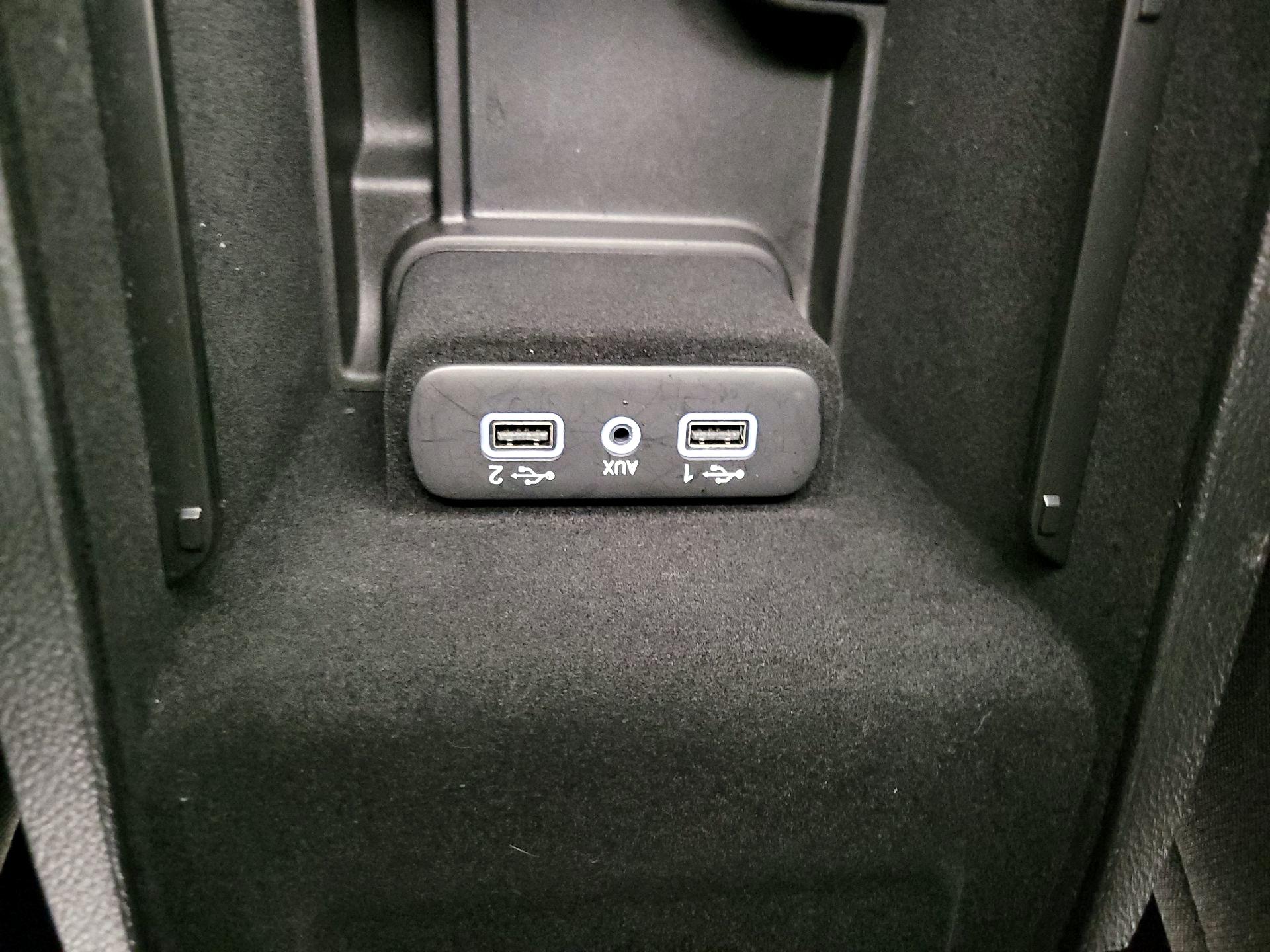 Thumbnail: 2022 Dodge Charger - 18