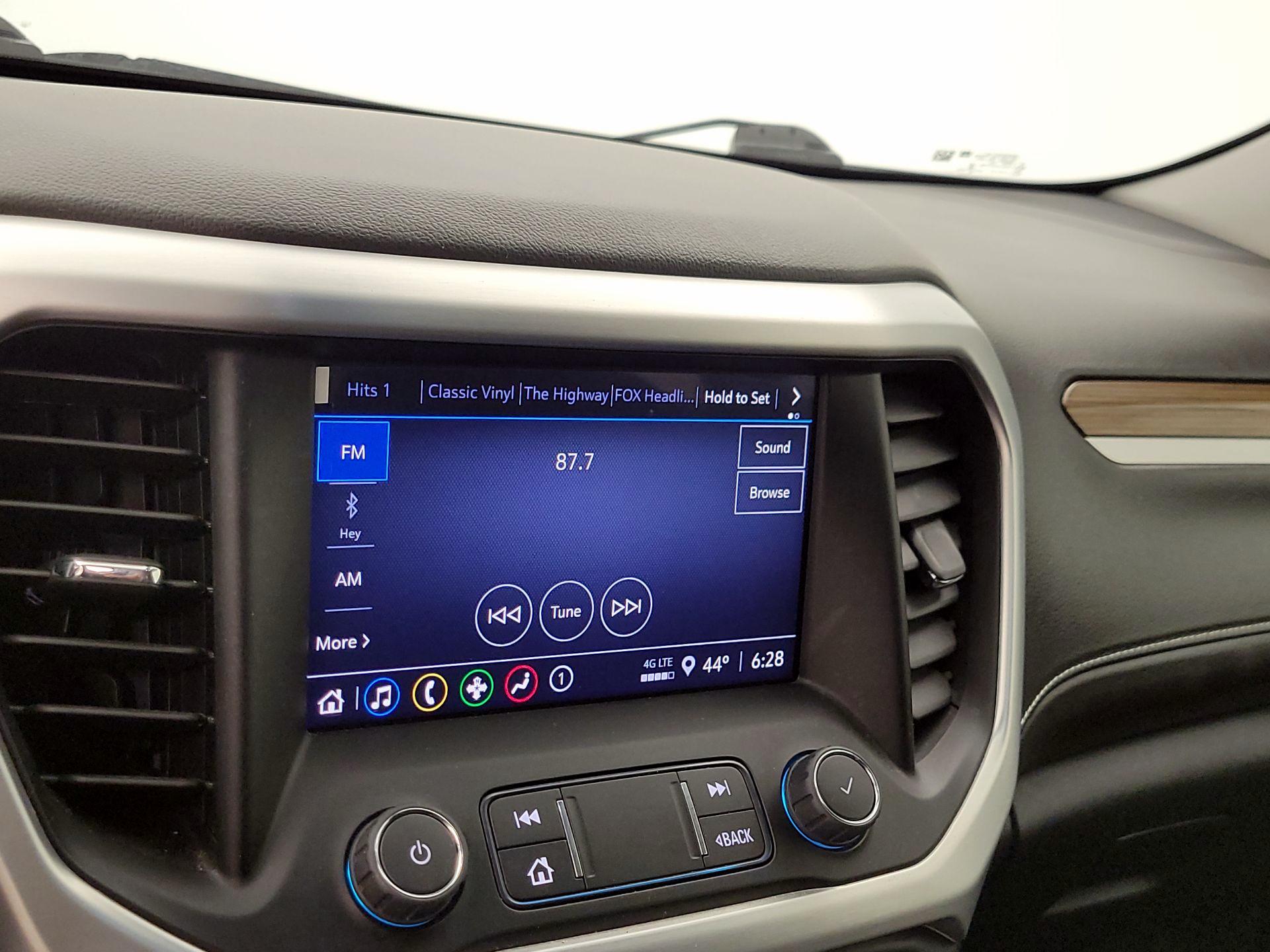 Thumbnail: 2023 GMC Acadia - 15