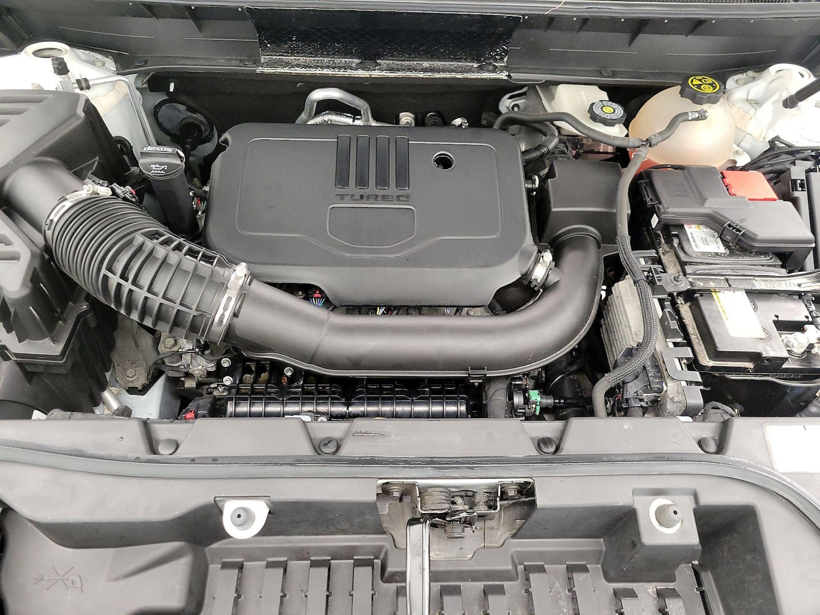 2023 GMC Acadia SLE - Photo 24