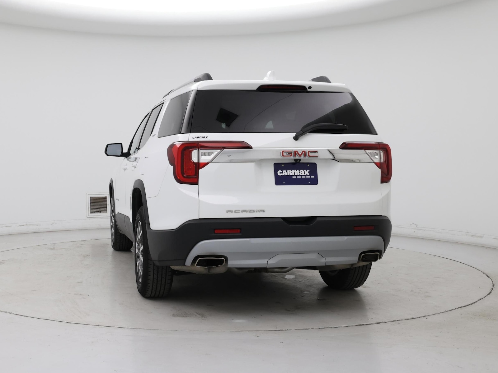 2023 GMC Acadia SLE - Photo 7