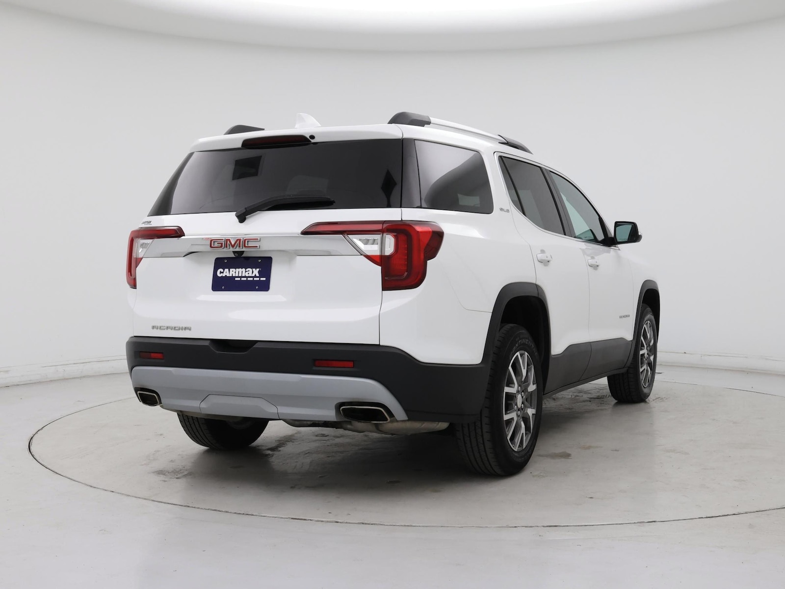 2023 GMC Acadia SLE - Photo 9