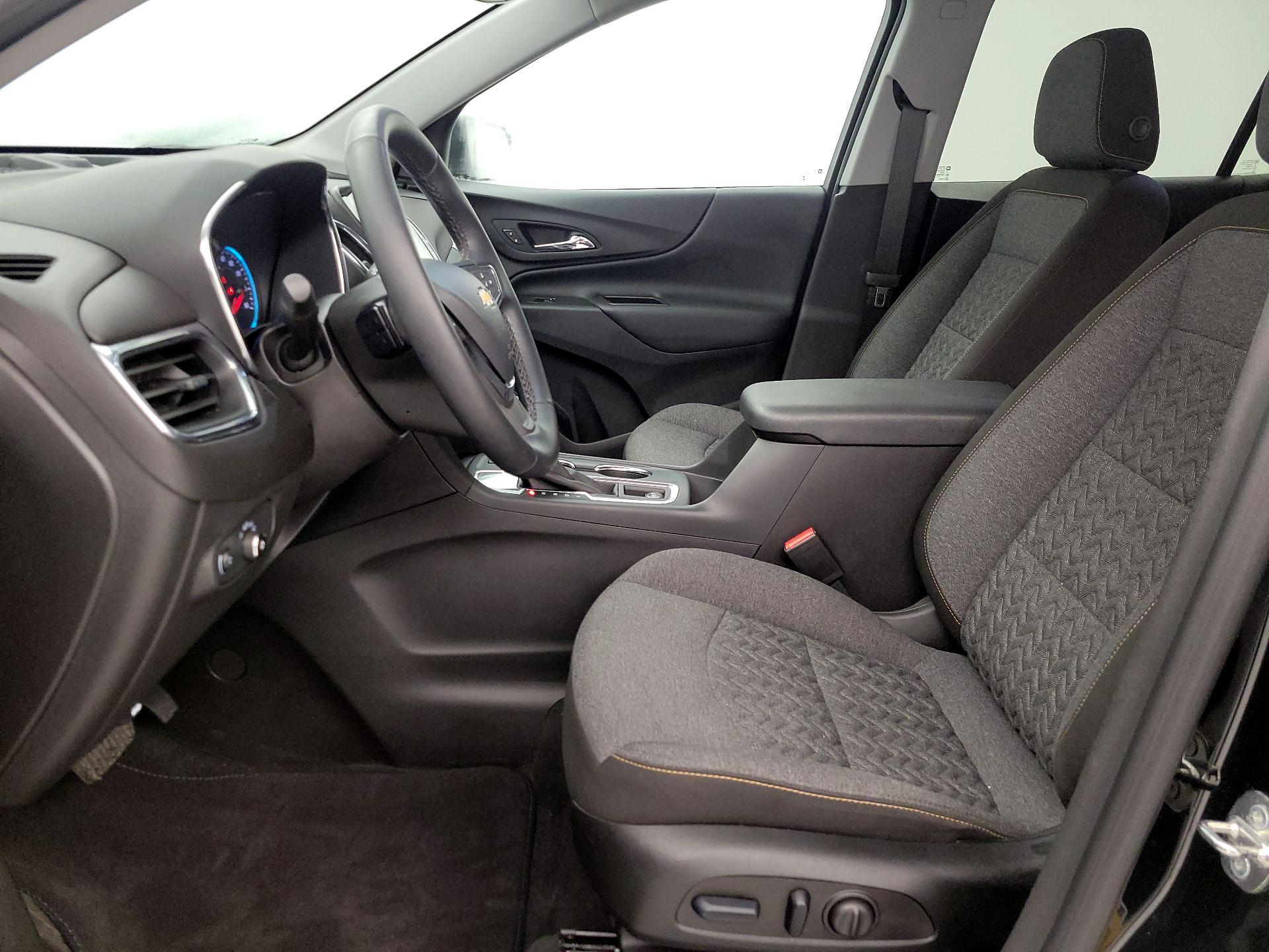 Thumbnail: 2024 Chevrolet Equinox - 11