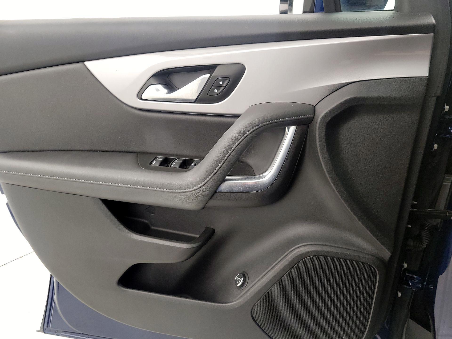 Thumbnail: 2022 Chevrolet Blazer - 12