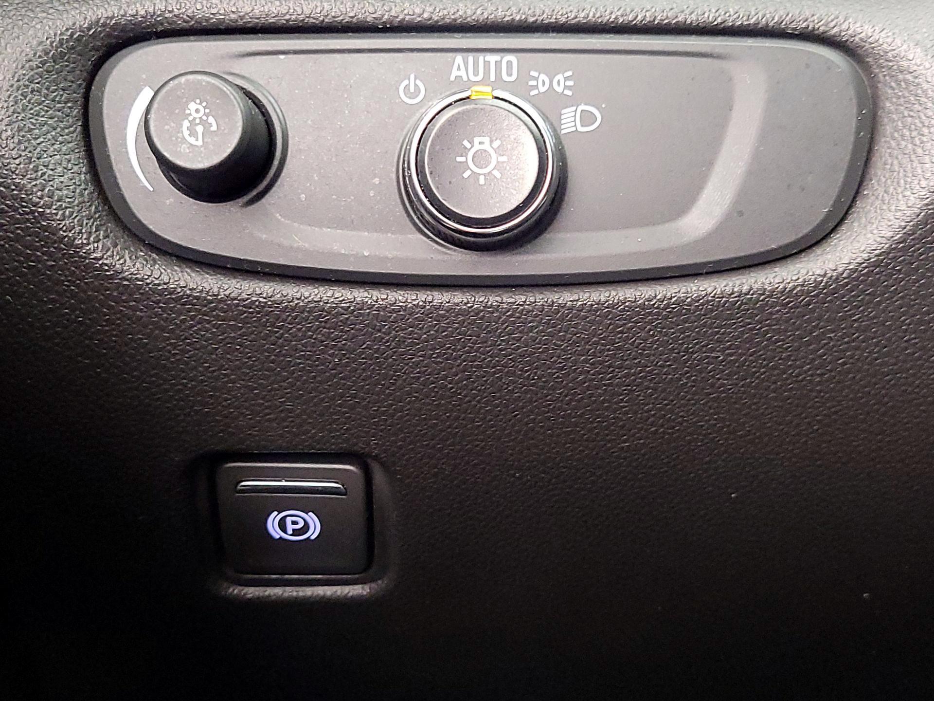 Thumbnail: 2022 Chevrolet Blazer - 13