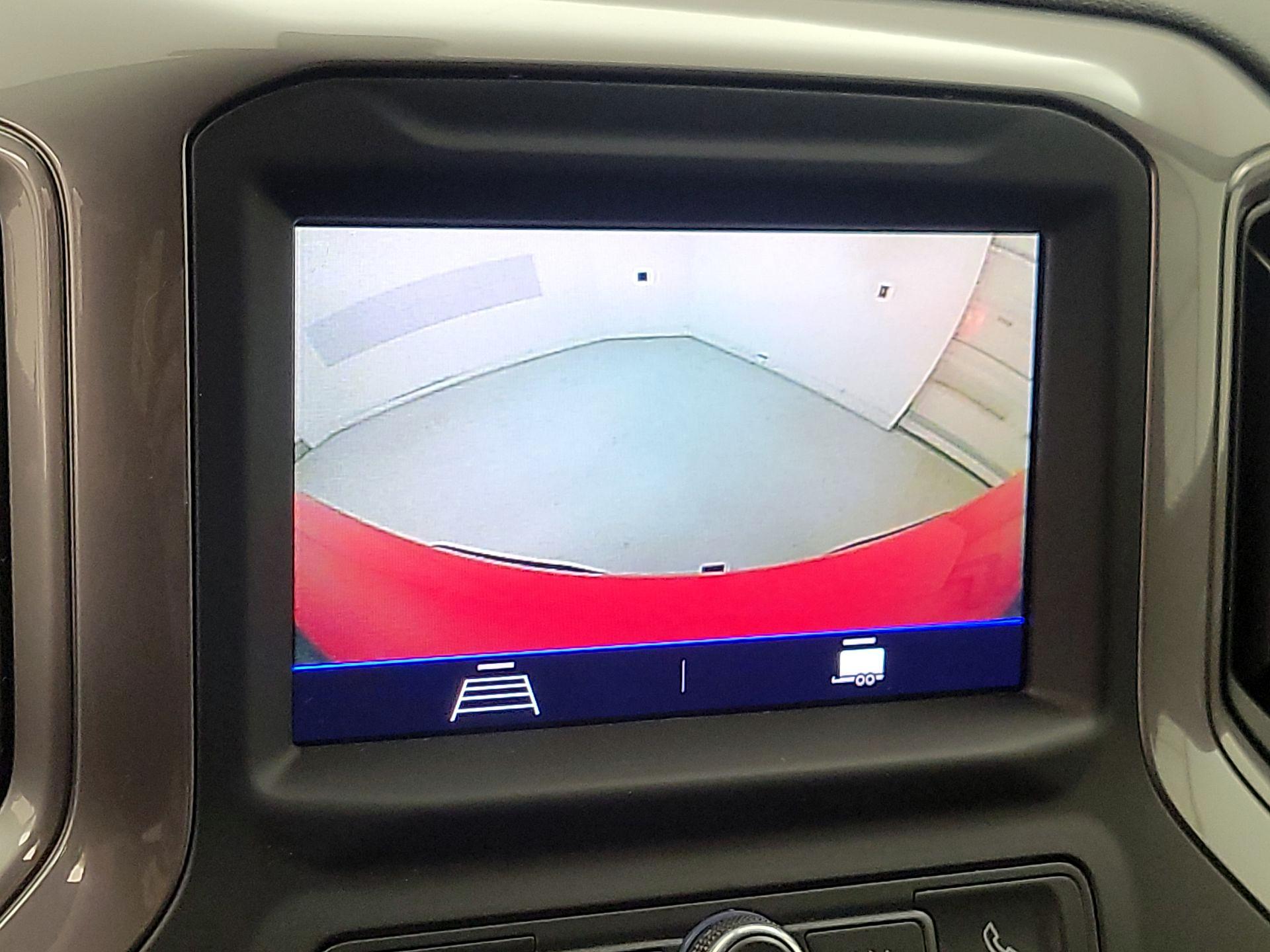 Thumbnail: 2021 Chevrolet Silverado 1500 - 14