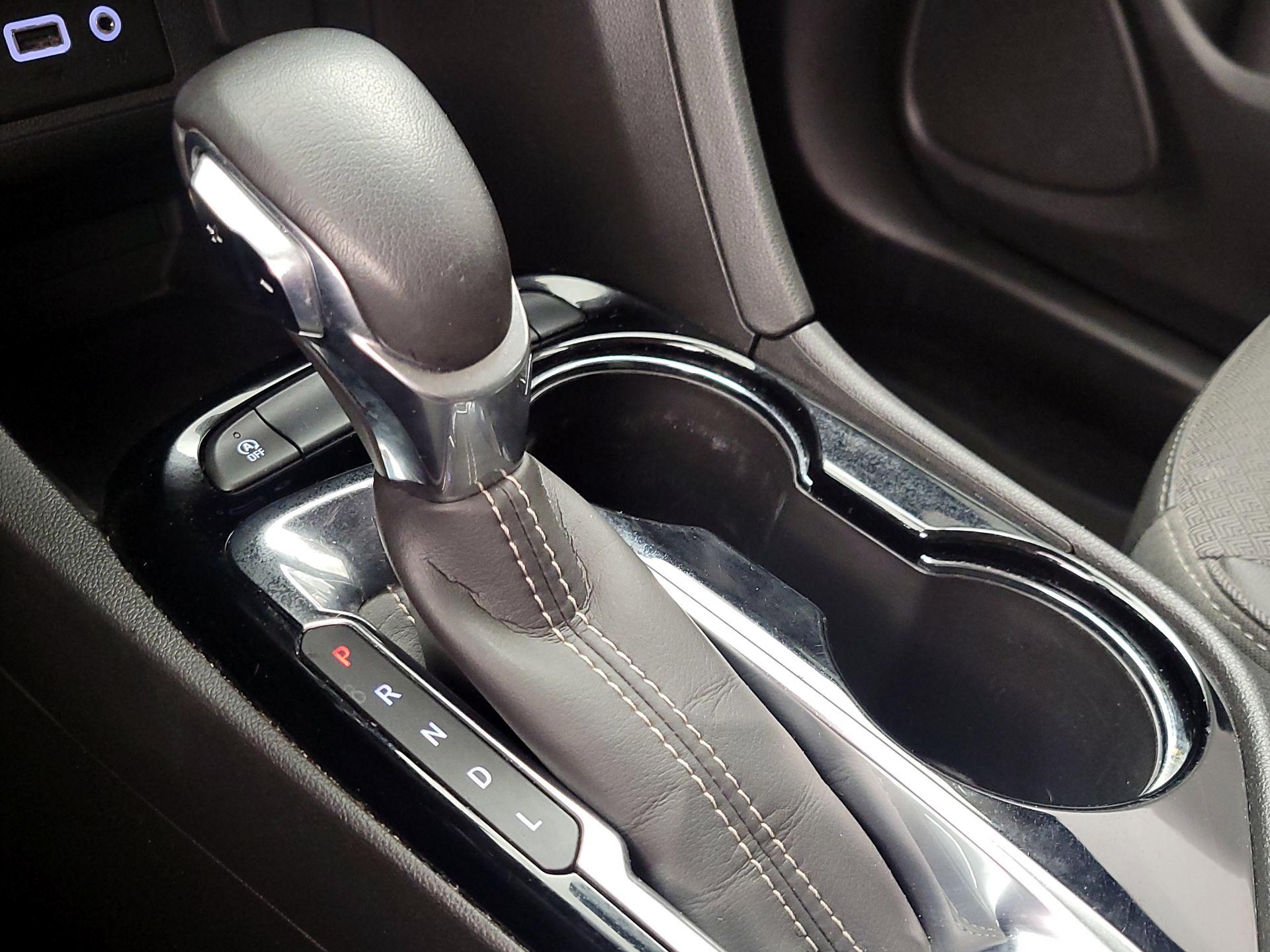 Thumbnail: 2023 Buick Encore GX - 17