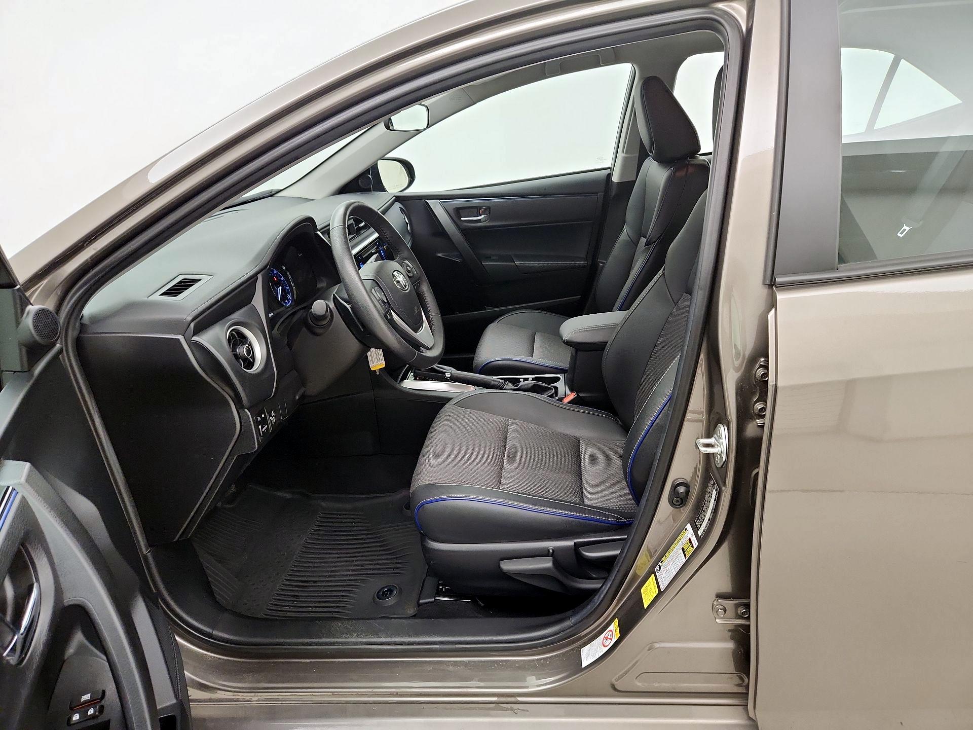 Thumbnail: 2018 Toyota Corolla - 11