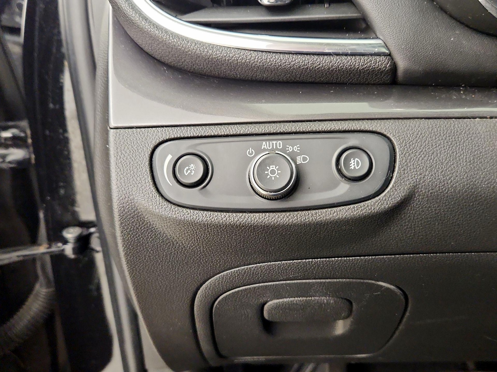 2017 Buick Encore Preferred II - Photo 14