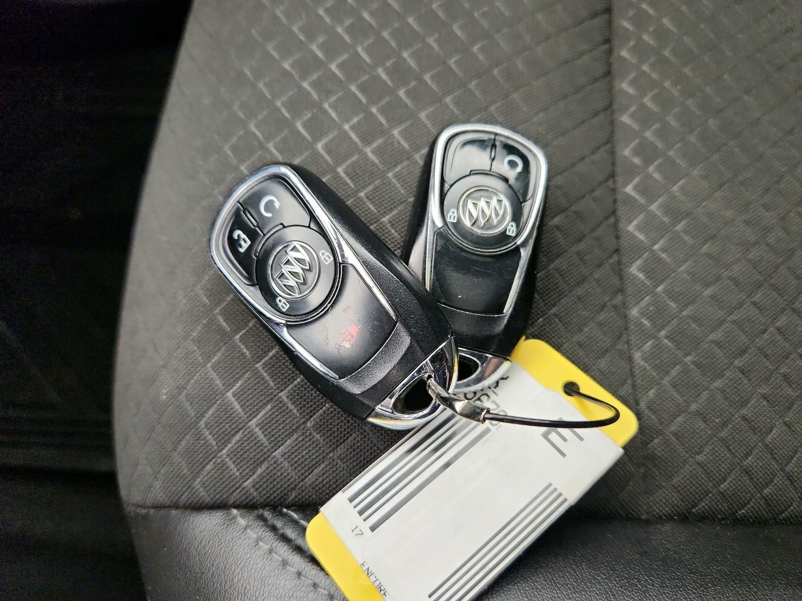 2017 Buick Encore Preferred II - Photo 25