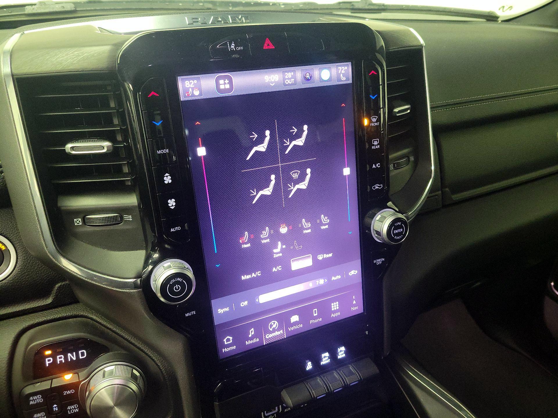 Thumbnail: 2025 RAM 1500 - 17