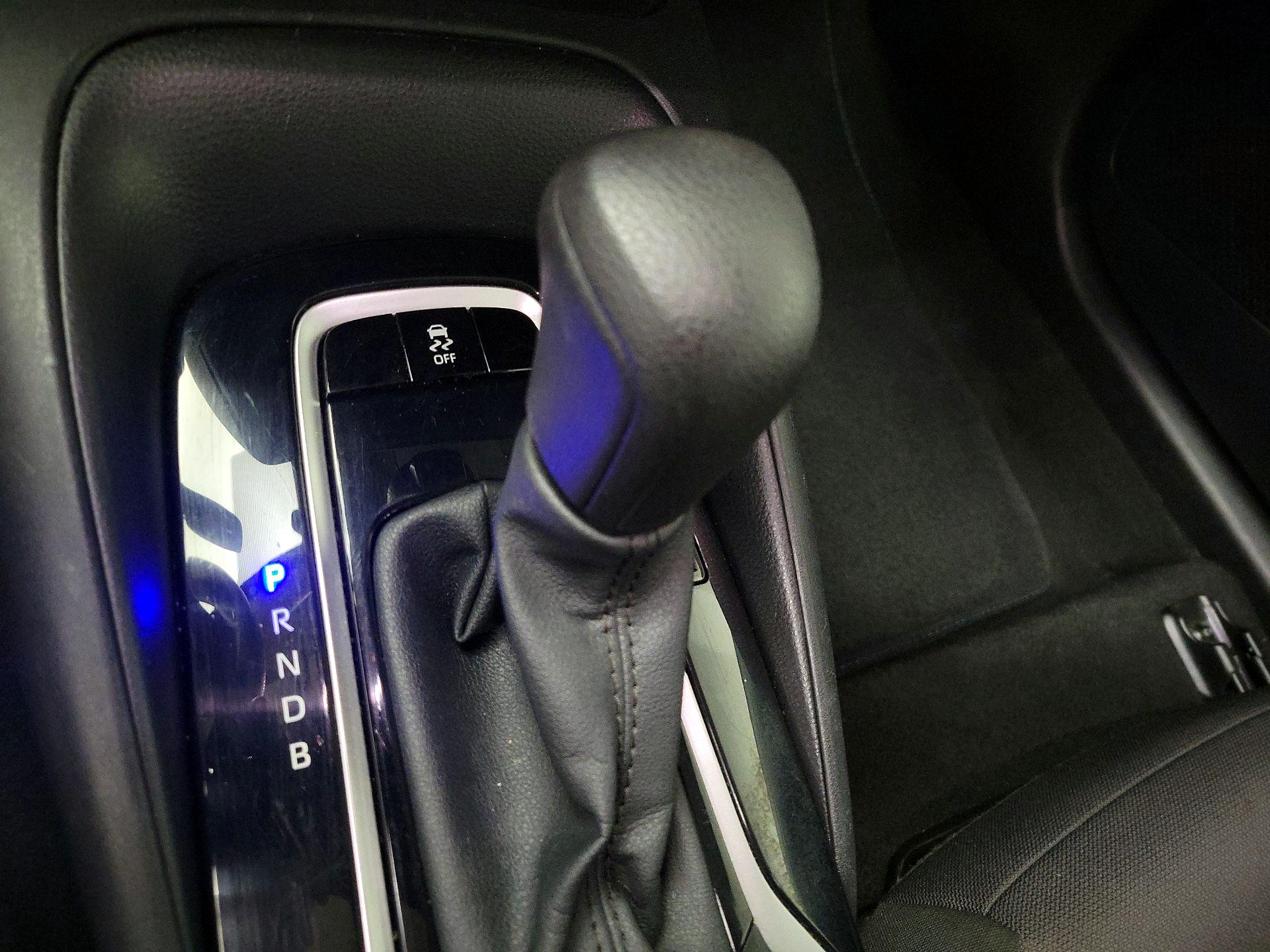 Thumbnail: 2024 Toyota Corolla - 16