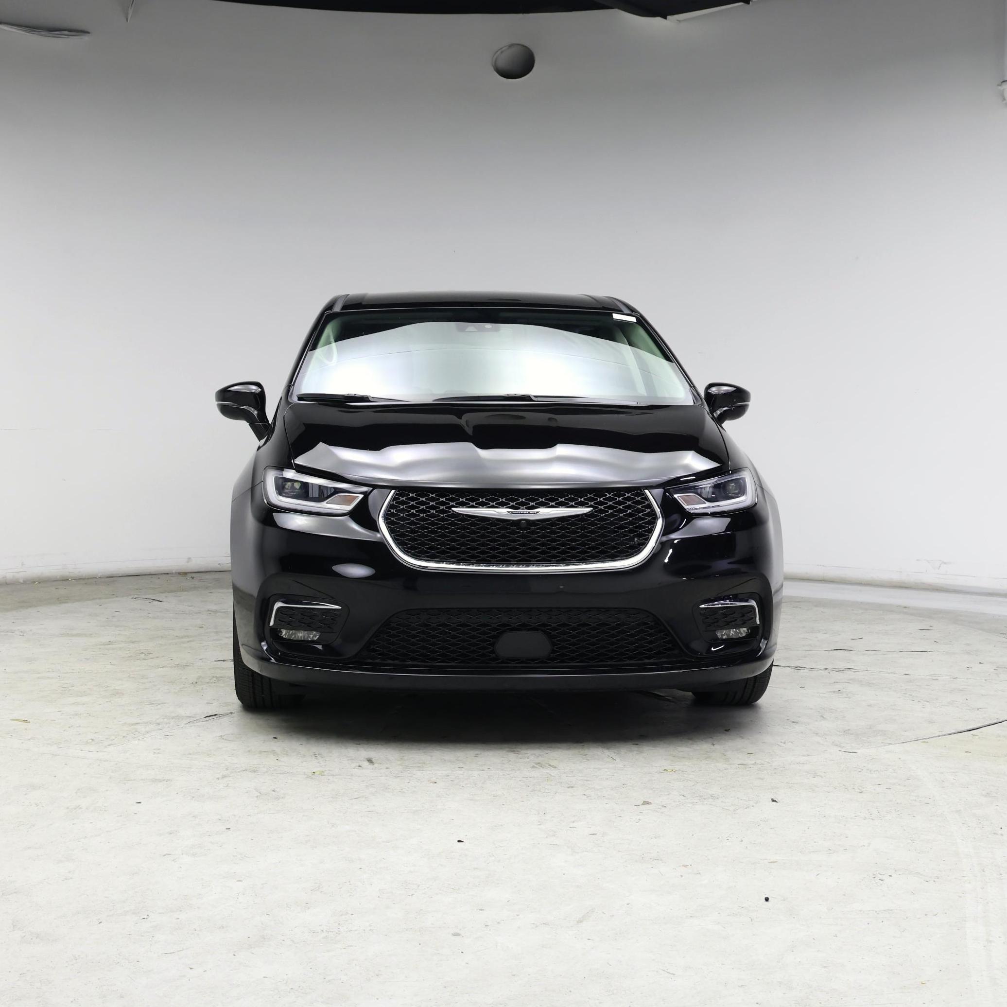 Thumbnail: 2024 Chrysler Pacifica - 5