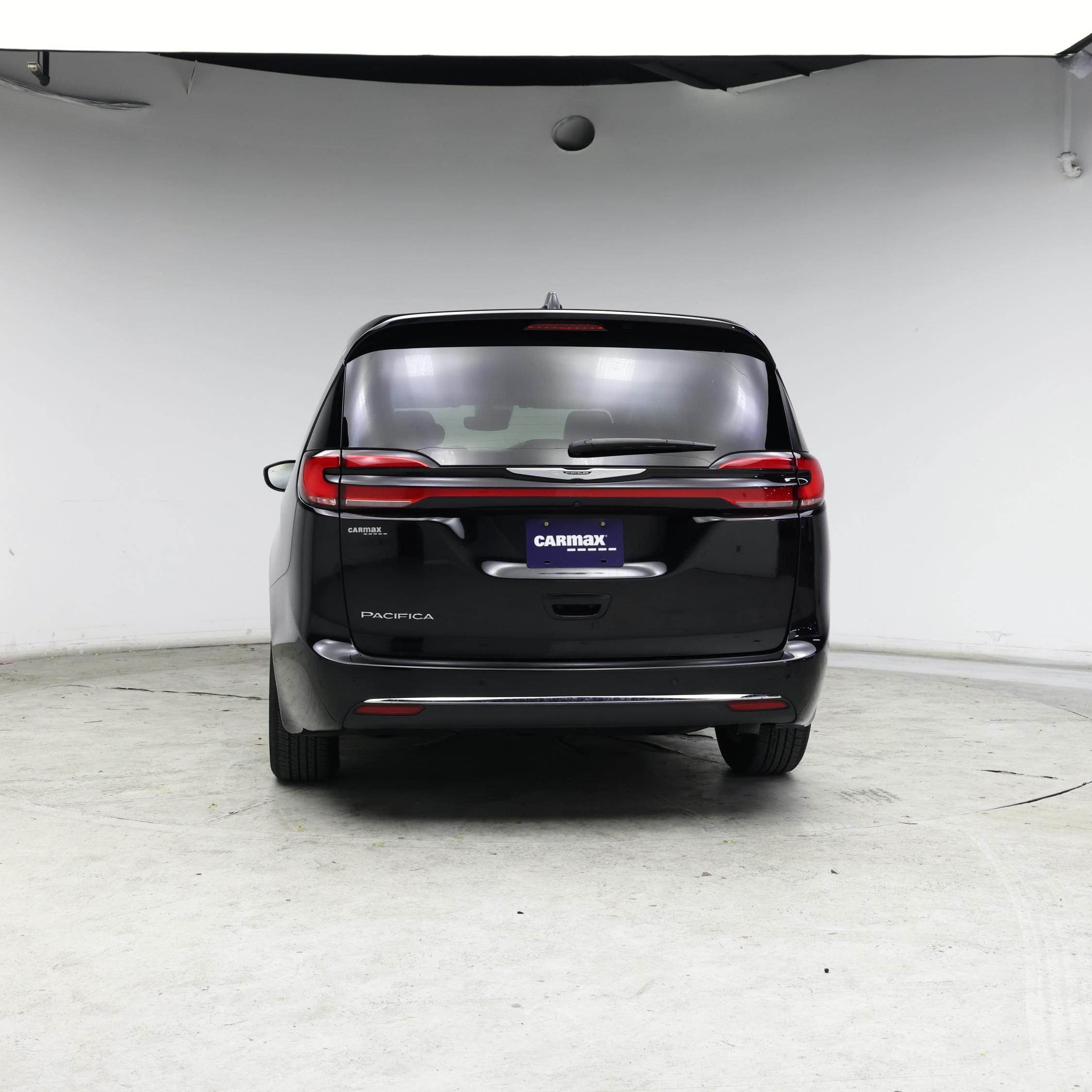 Thumbnail: 2024 Chrysler Pacifica - 6