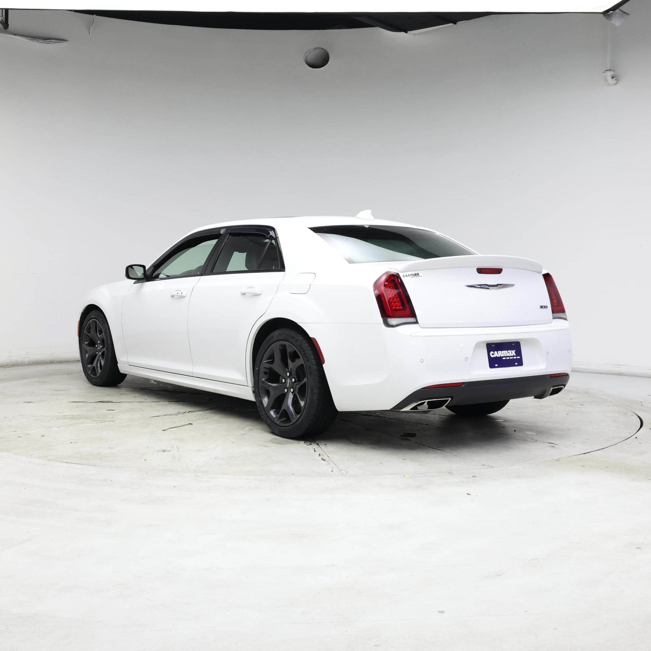 Thumbnail: 2021 Chrysler 300 - 2