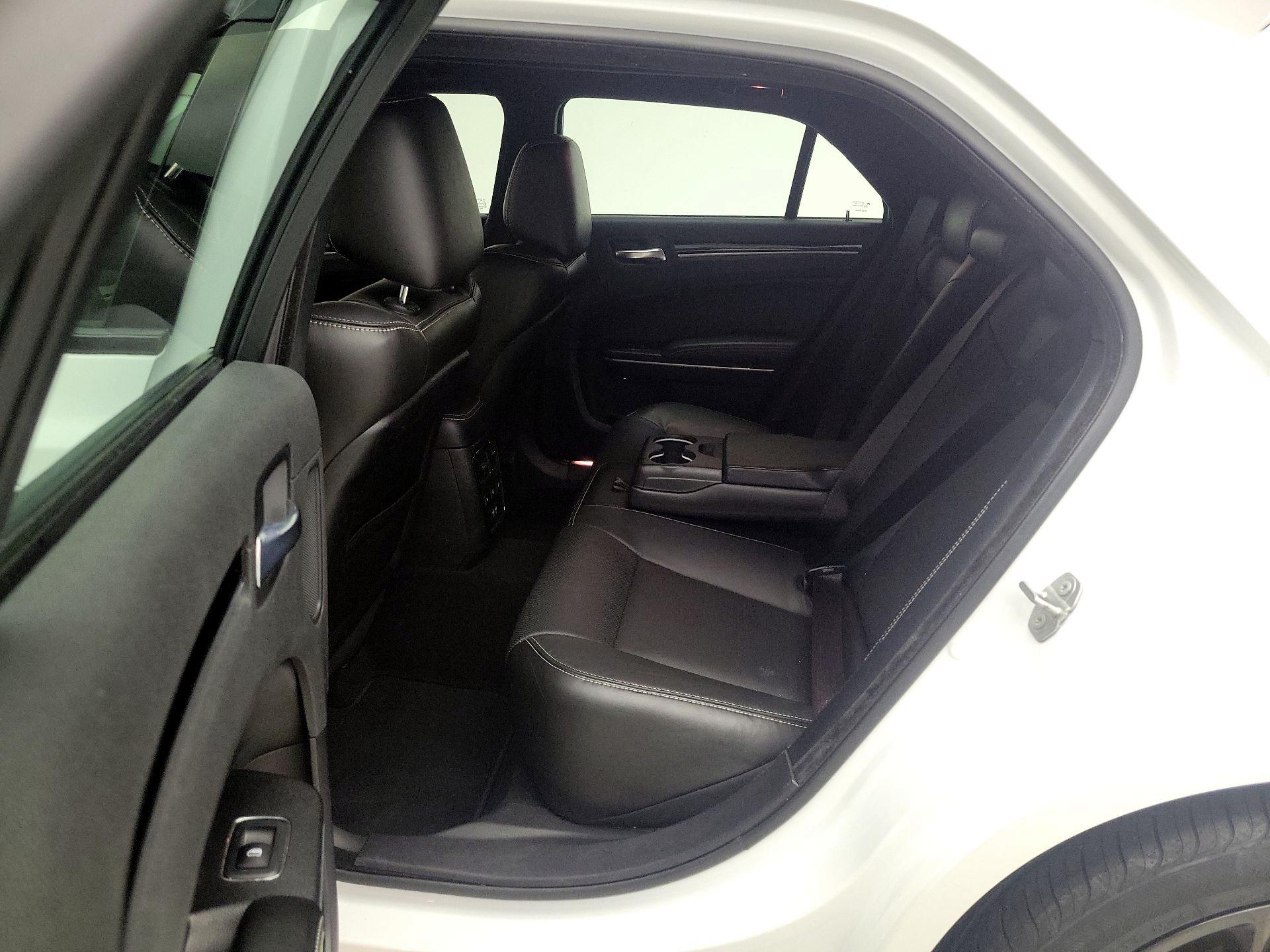 Thumbnail: 2021 Chrysler 300 - 20