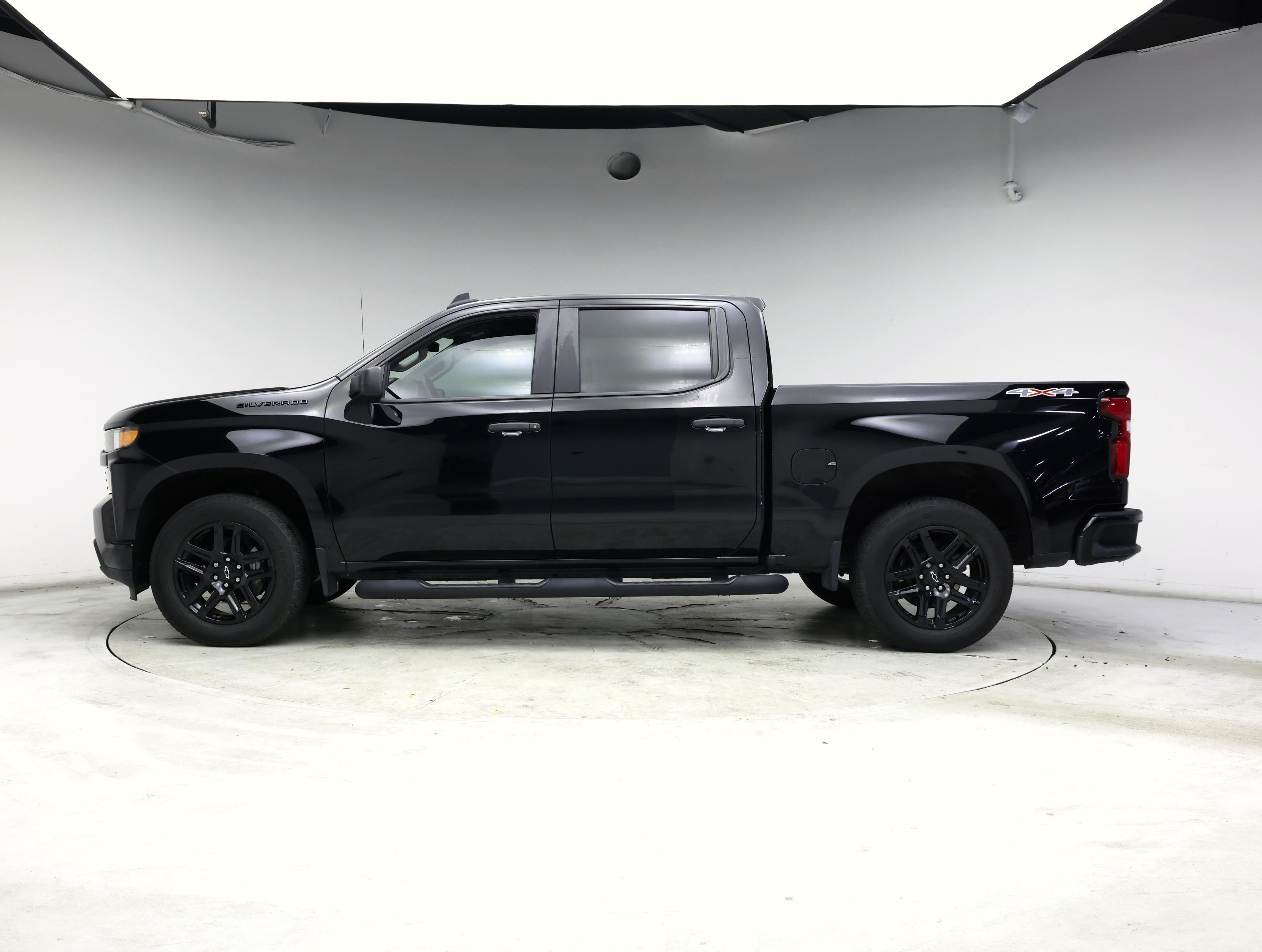 Thumbnail: 2022 Chevrolet Silverado 1500 - 3