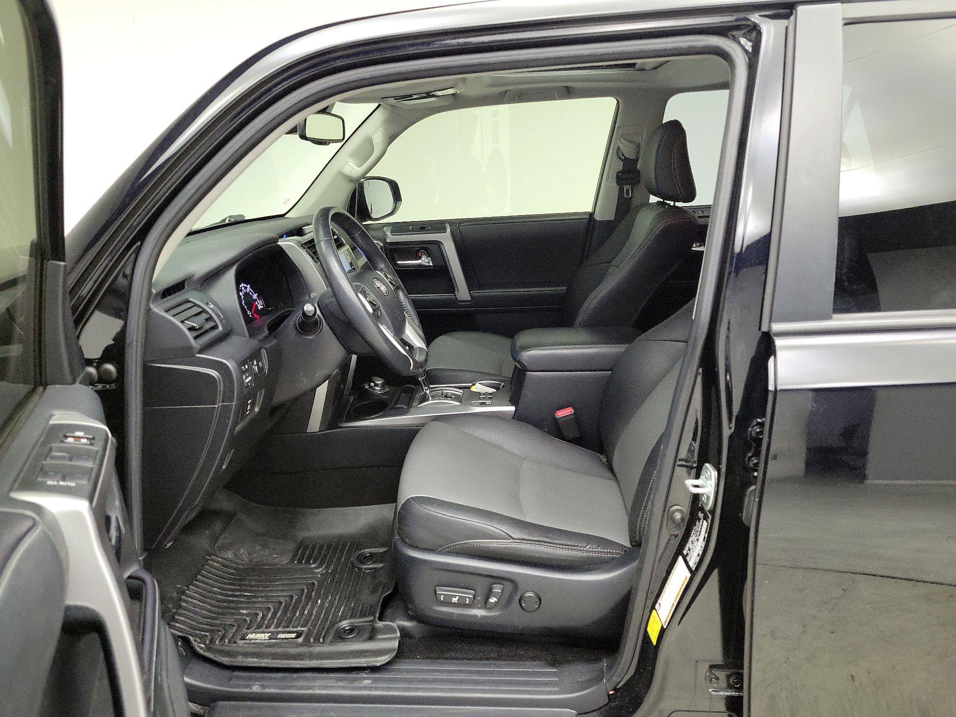 Thumbnail: 2021 Toyota 4Runner - 9