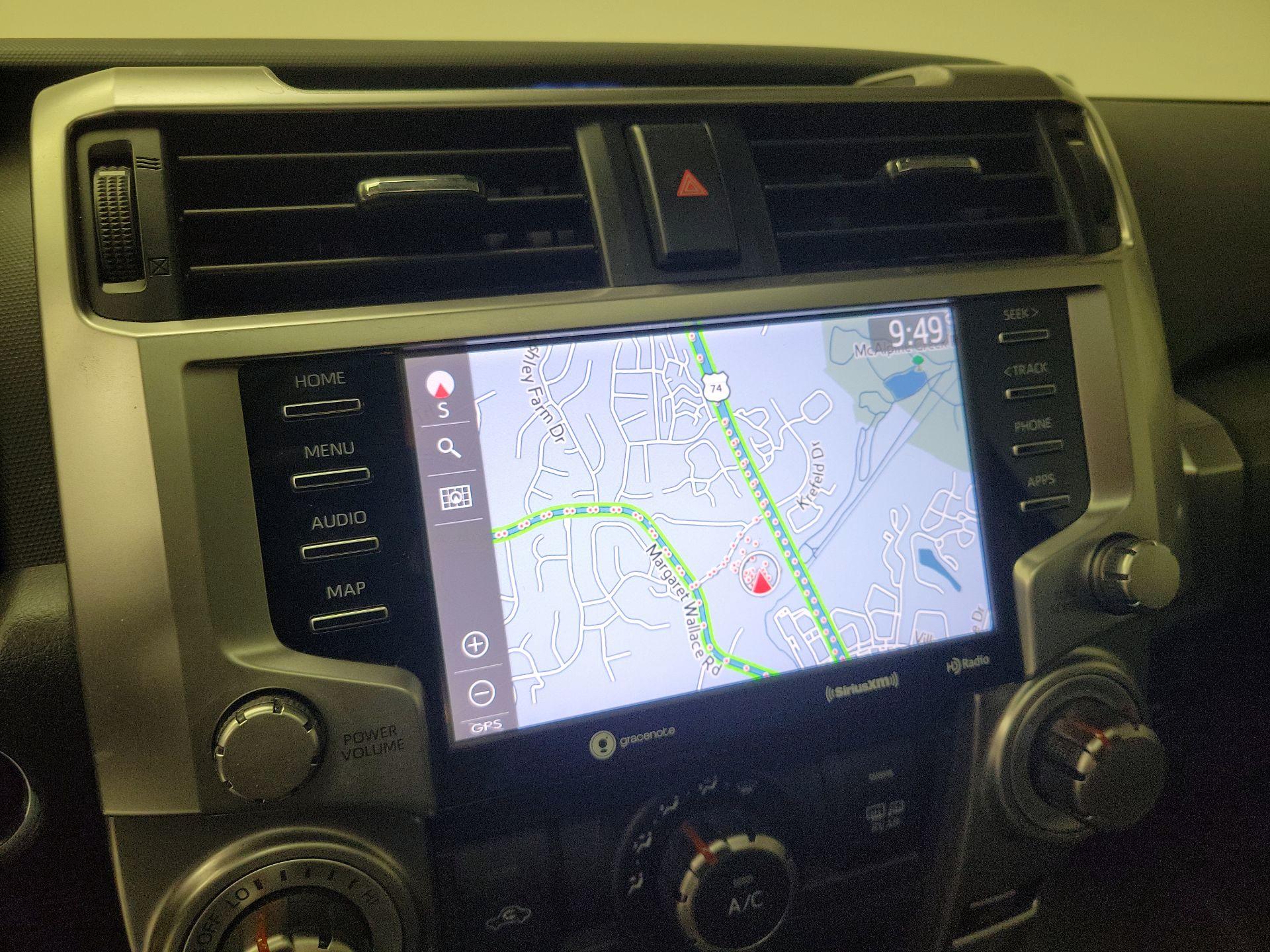 Thumbnail: 2021 Toyota 4Runner - 12