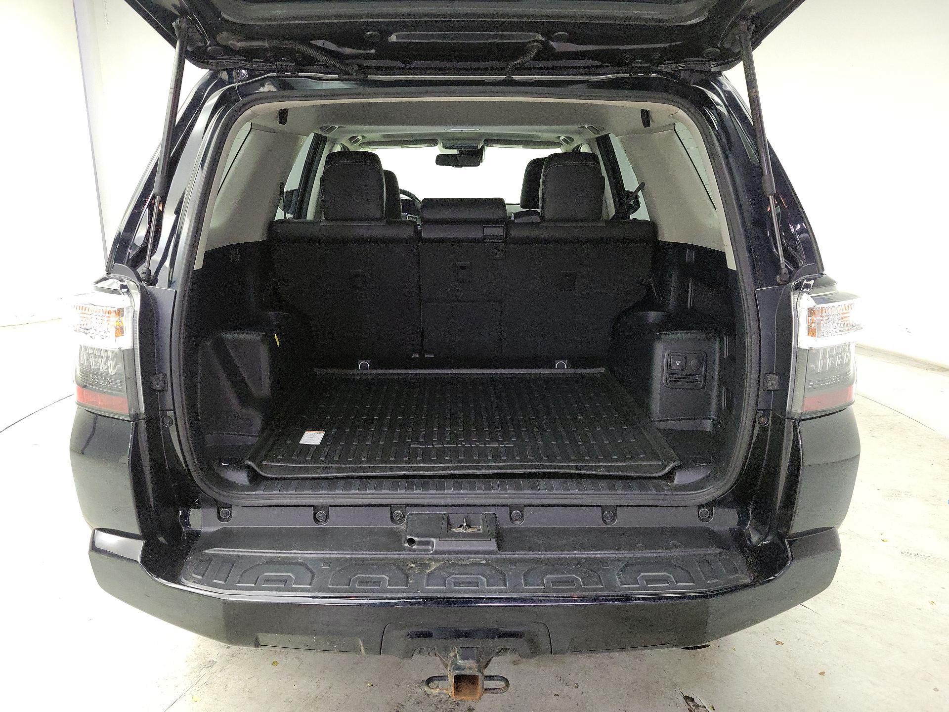 Thumbnail: 2021 Toyota 4Runner - 20