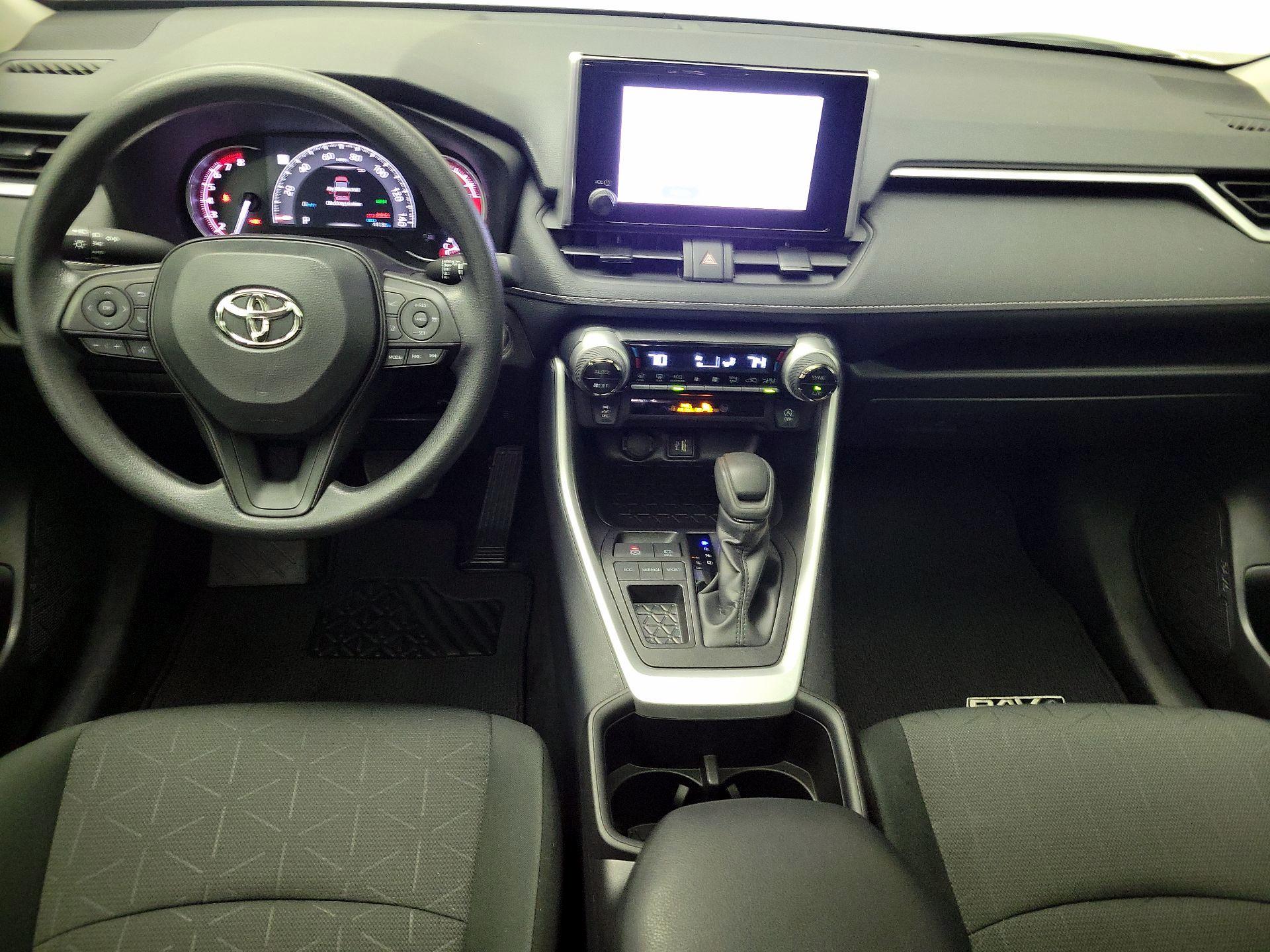 Thumbnail: 2025 Toyota RAV4 - 9