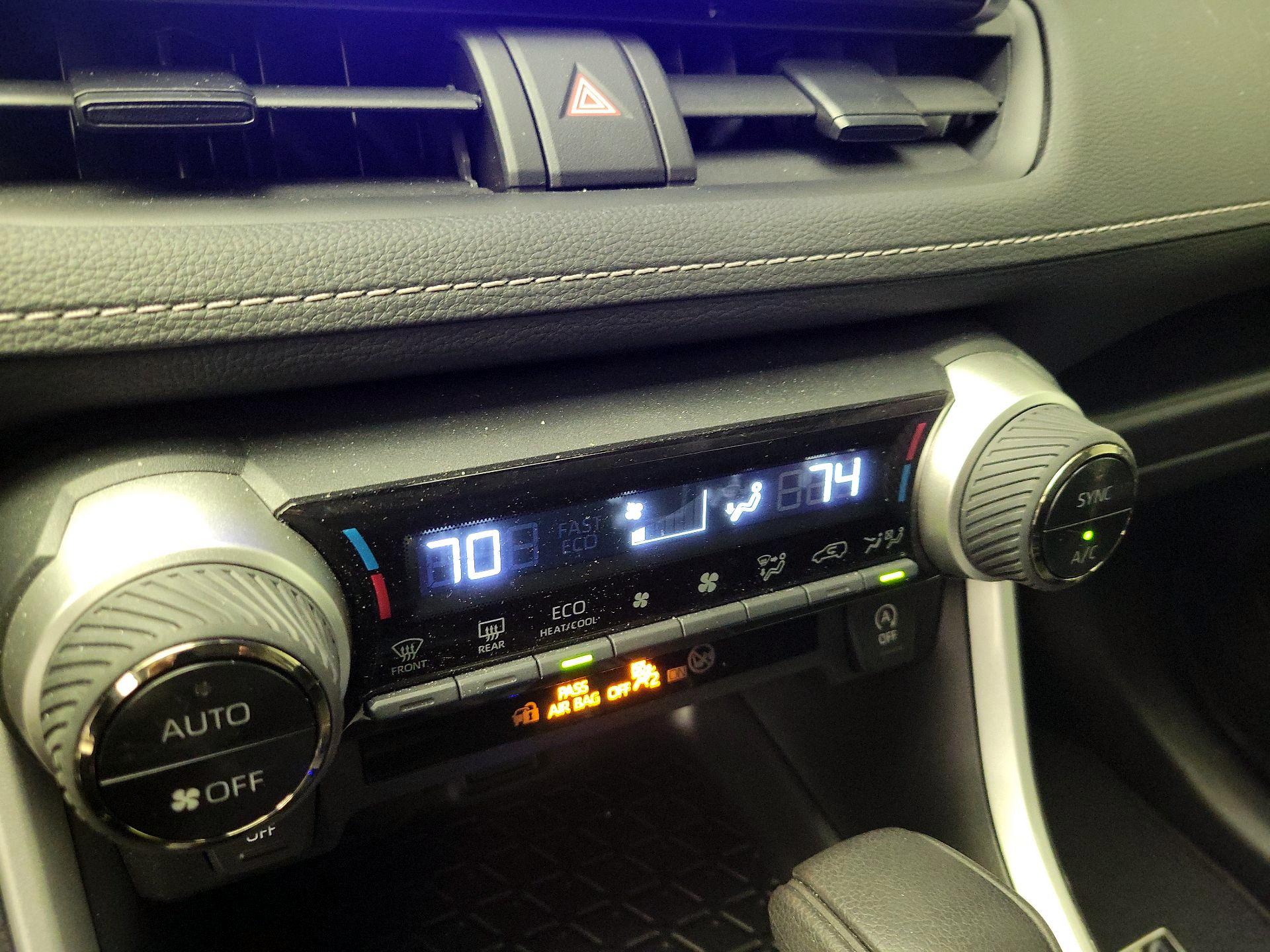 Thumbnail: 2025 Toyota RAV4 - 16