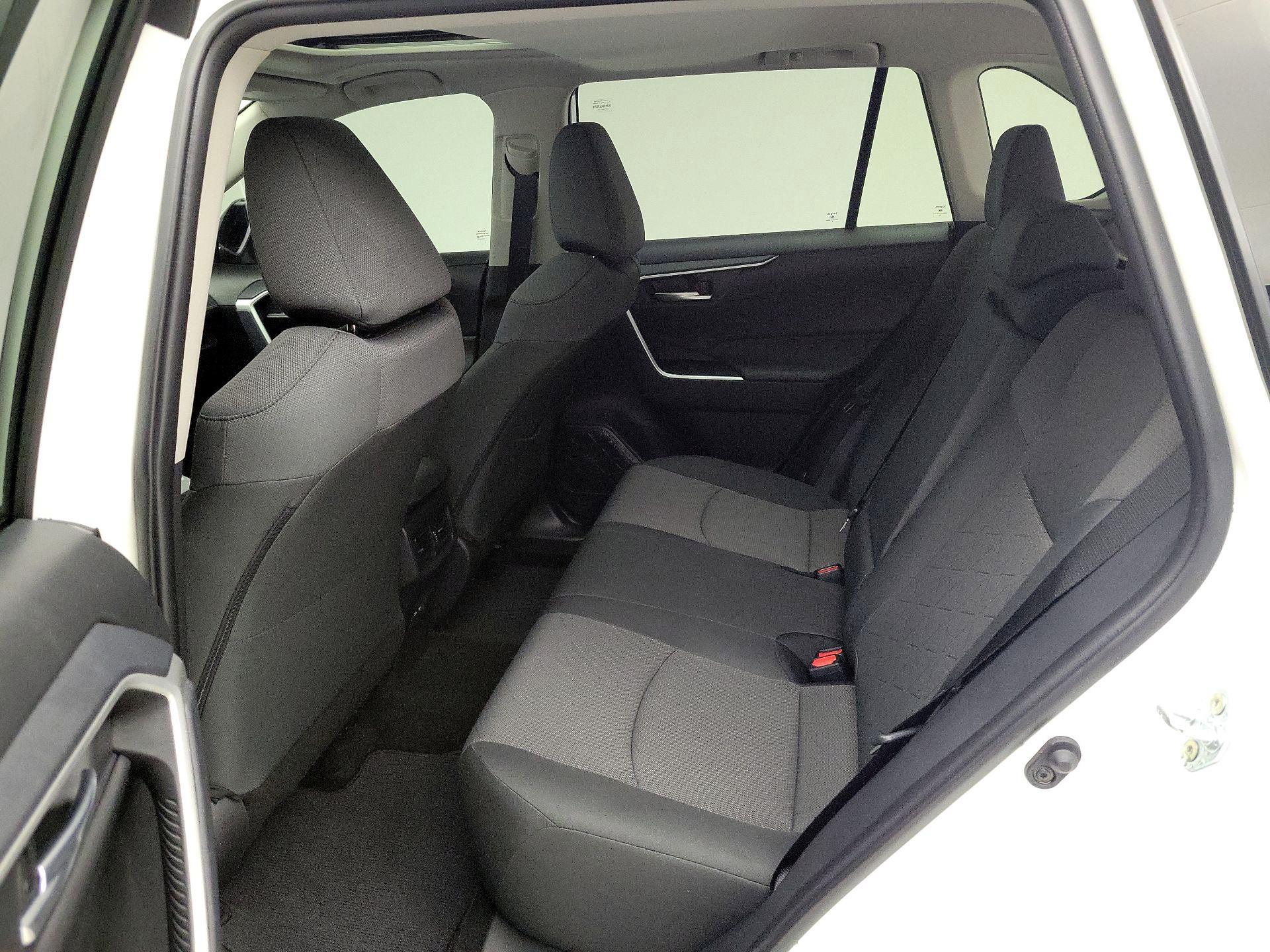 Thumbnail: 2025 Toyota RAV4 - 20