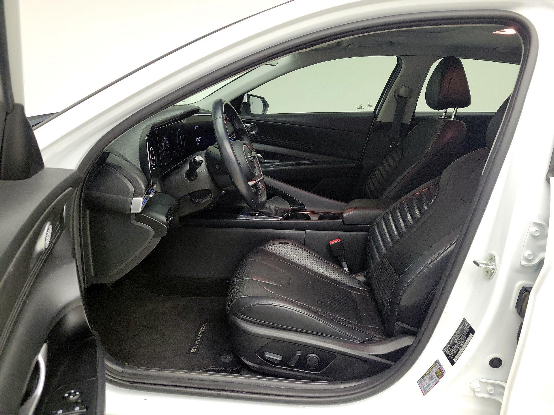 Thumbnail: 2021 Hyundai Elantra - 11