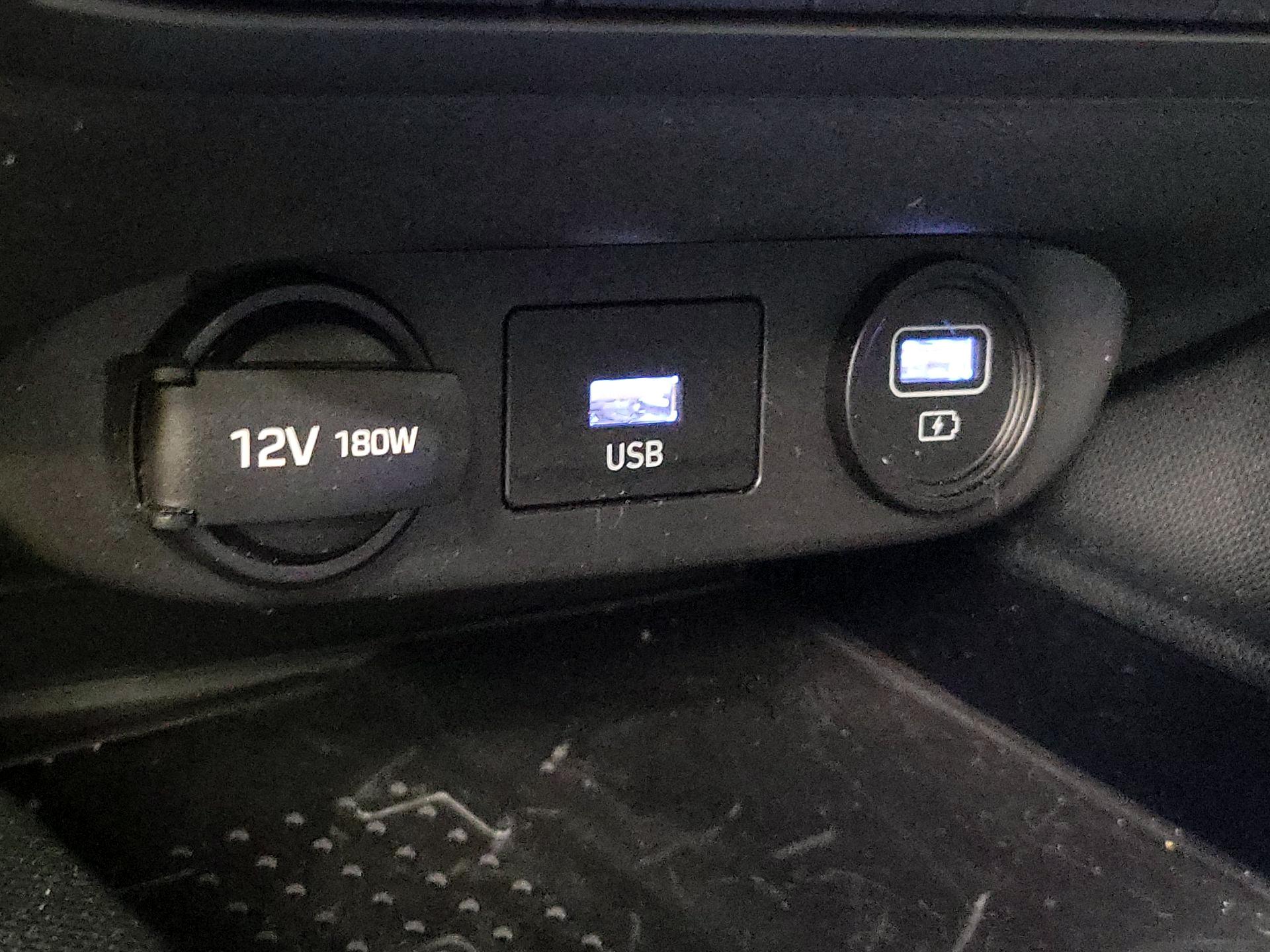 Thumbnail: 2021 Hyundai Elantra - 18