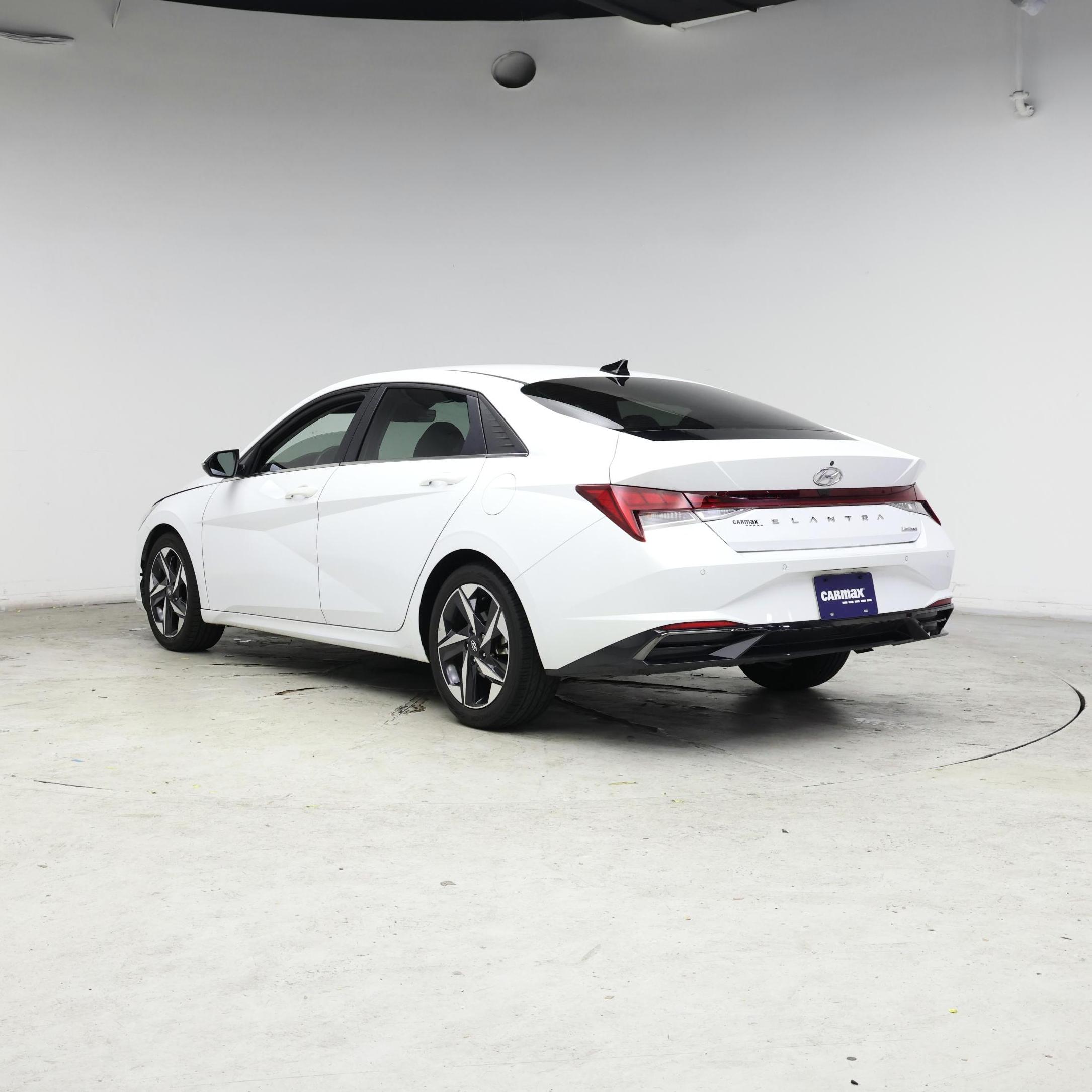 Thumbnail: 2021 Hyundai Elantra - 2