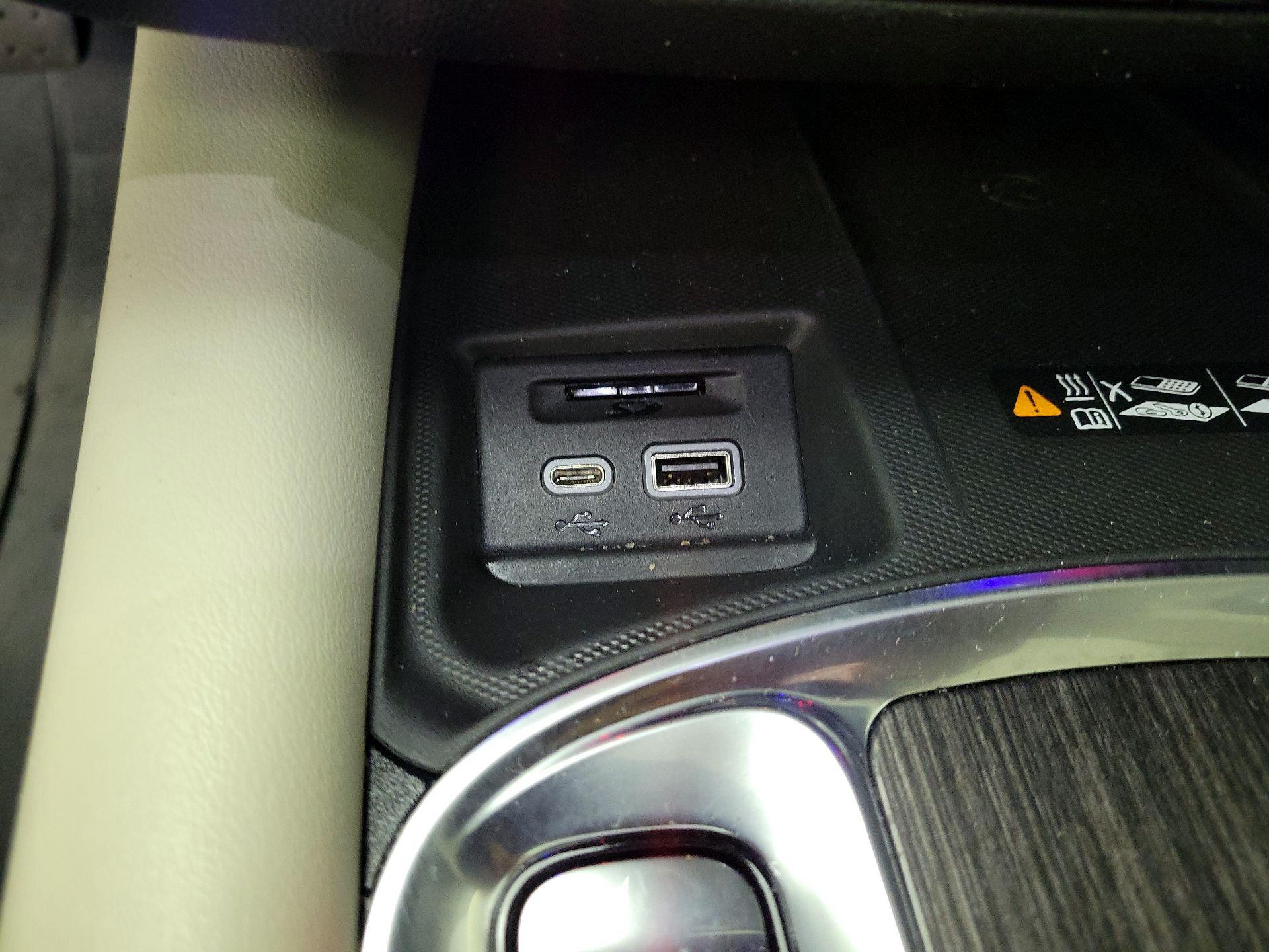 Thumbnail: 2022 Buick Enclave - 18