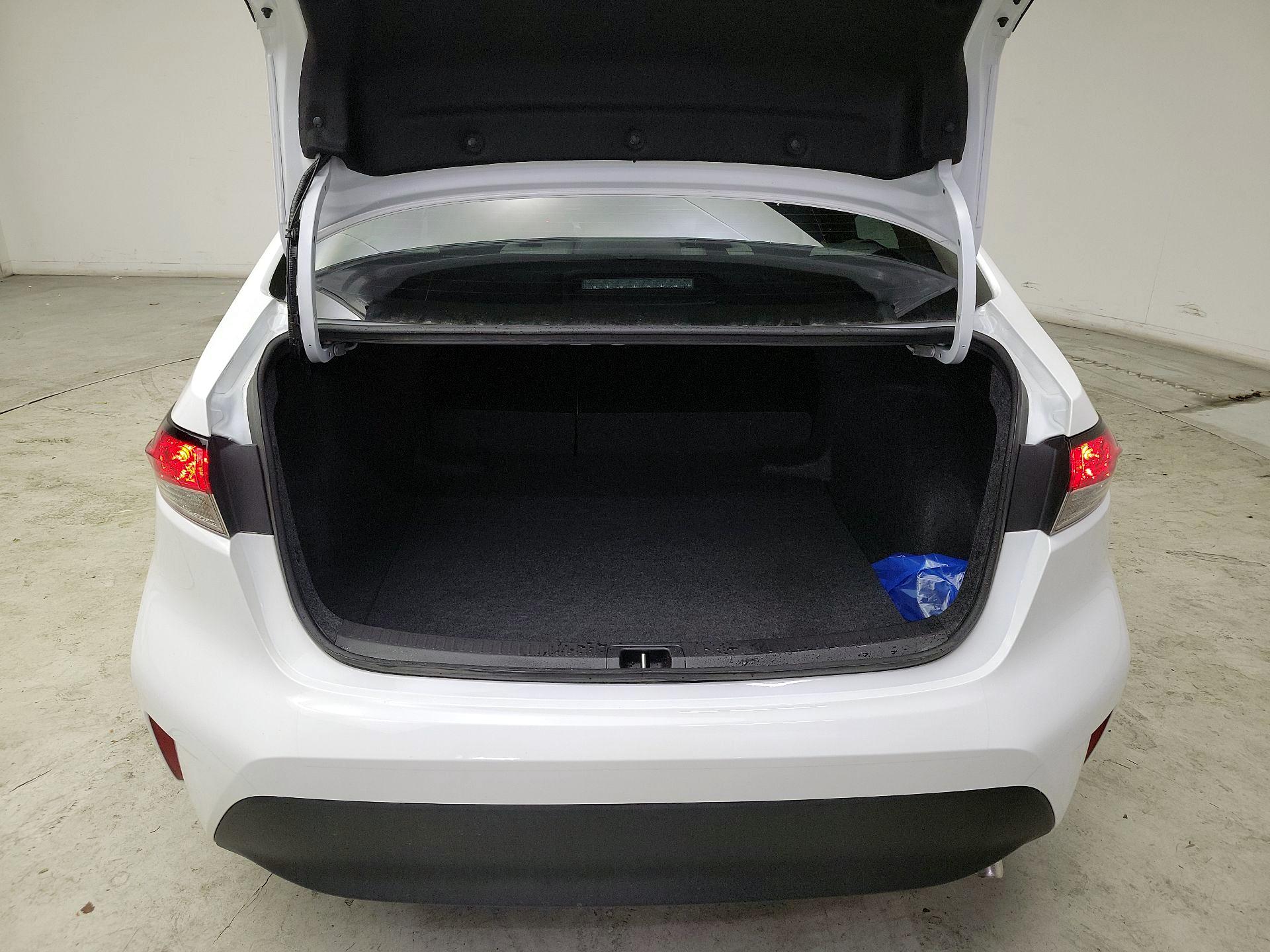 Thumbnail: 2025 Toyota Corolla - 20