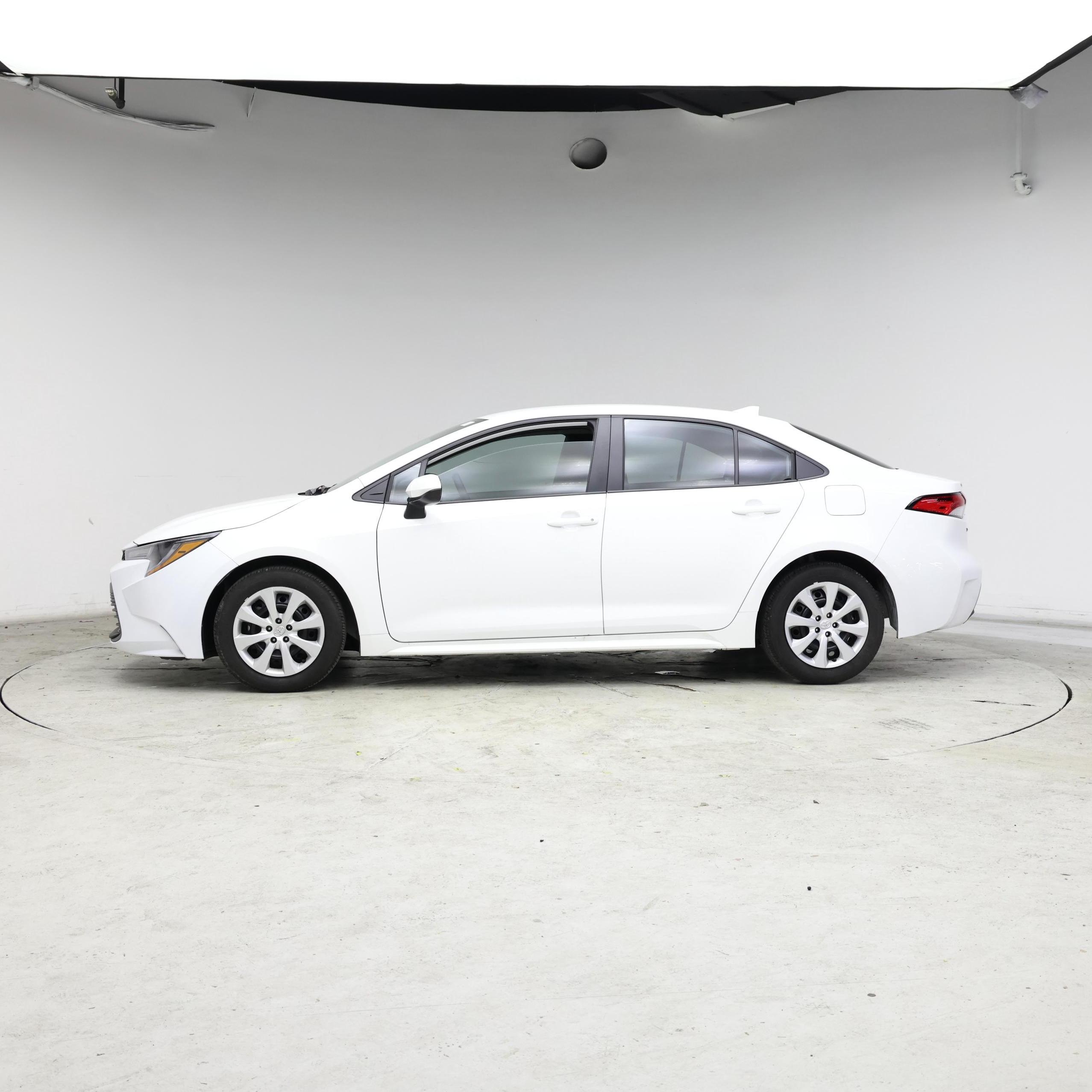 Thumbnail: 2025 Toyota Corolla - 3