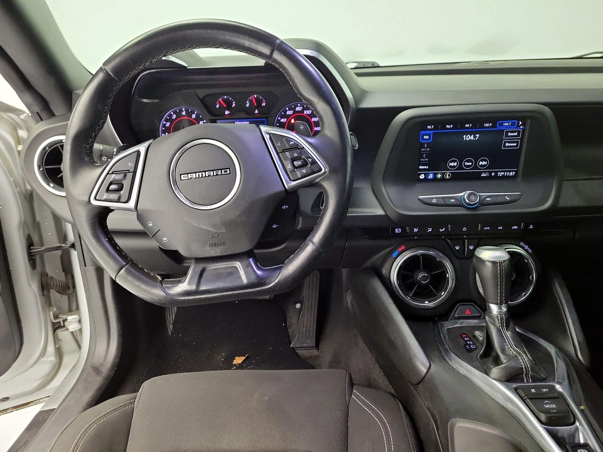 Thumbnail: 2019 Chevrolet Camaro - 10