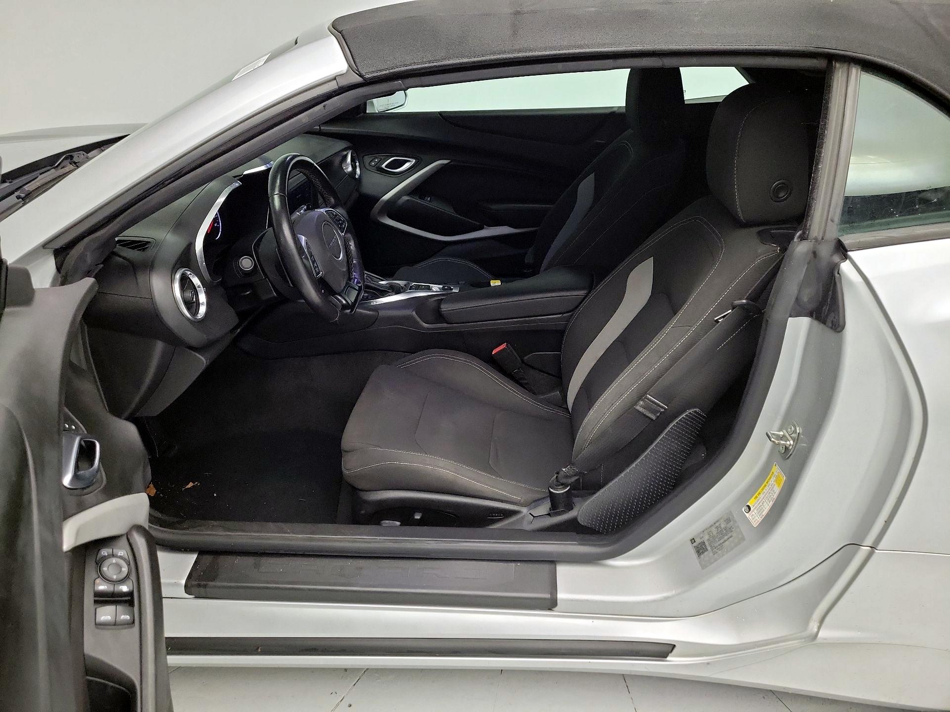 Thumbnail: 2019 Chevrolet Camaro - 11