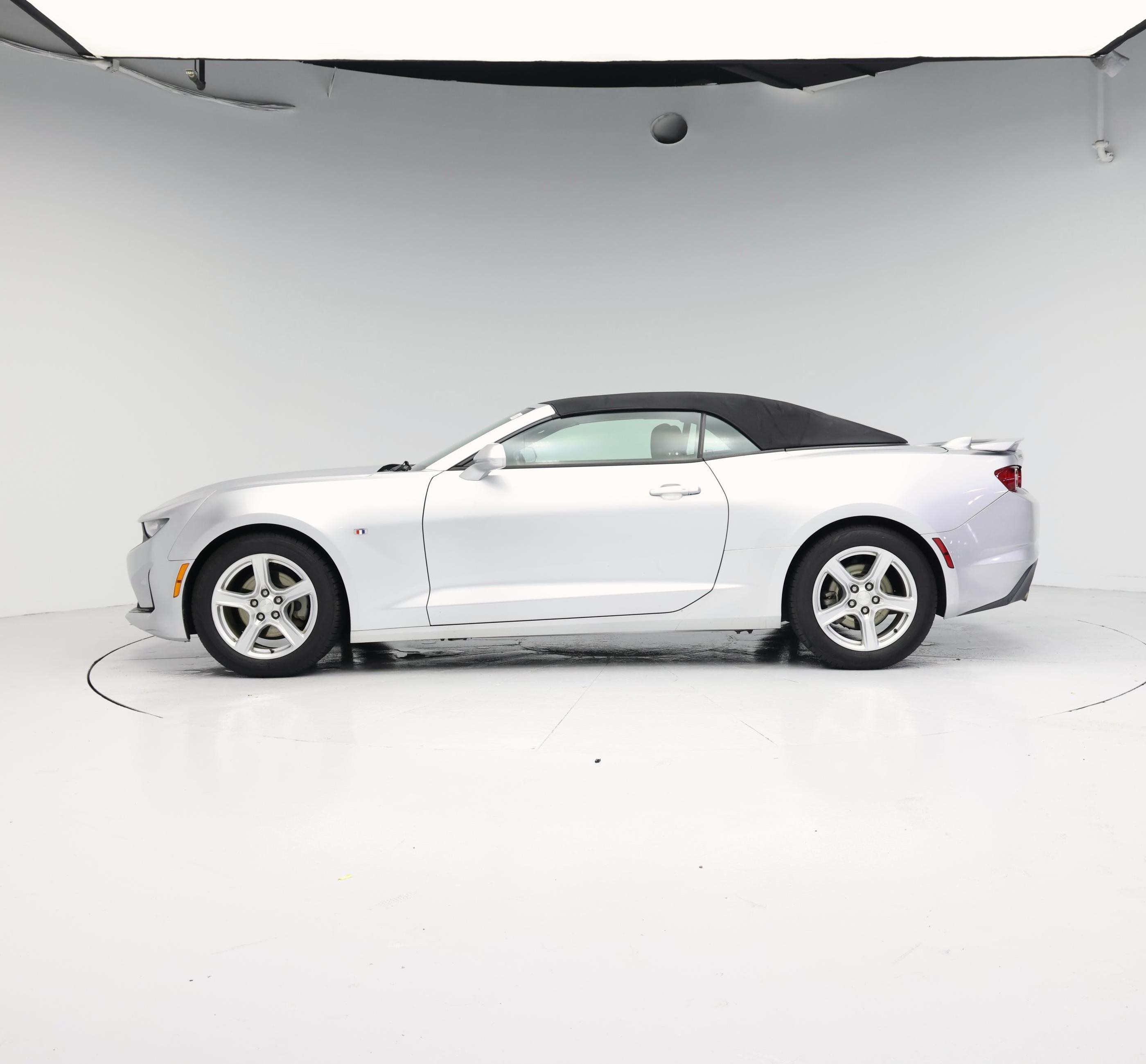 Thumbnail: 2019 Chevrolet Camaro - 3