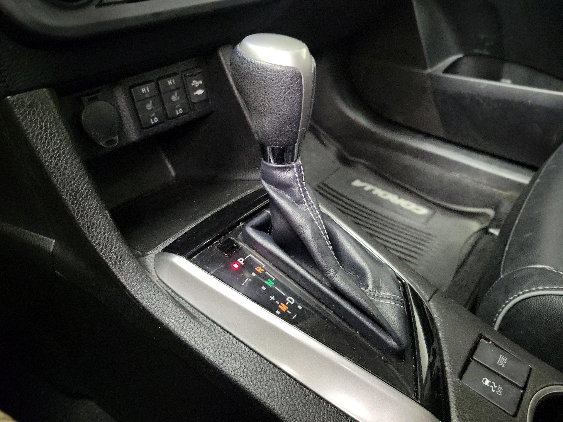 Thumbnail: 2014 Toyota Corolla - 17