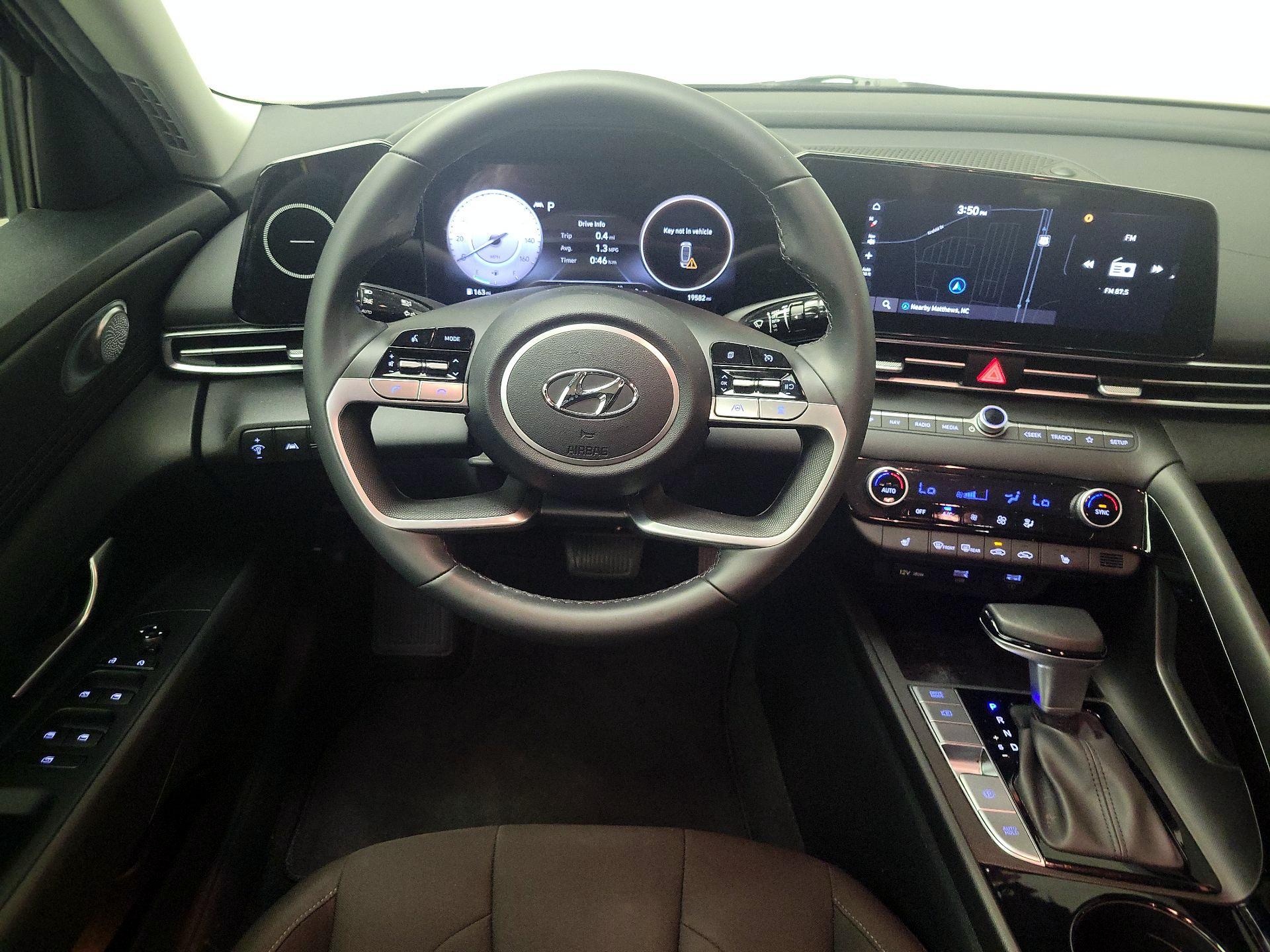 Thumbnail: 2023 Hyundai Elantra - 10