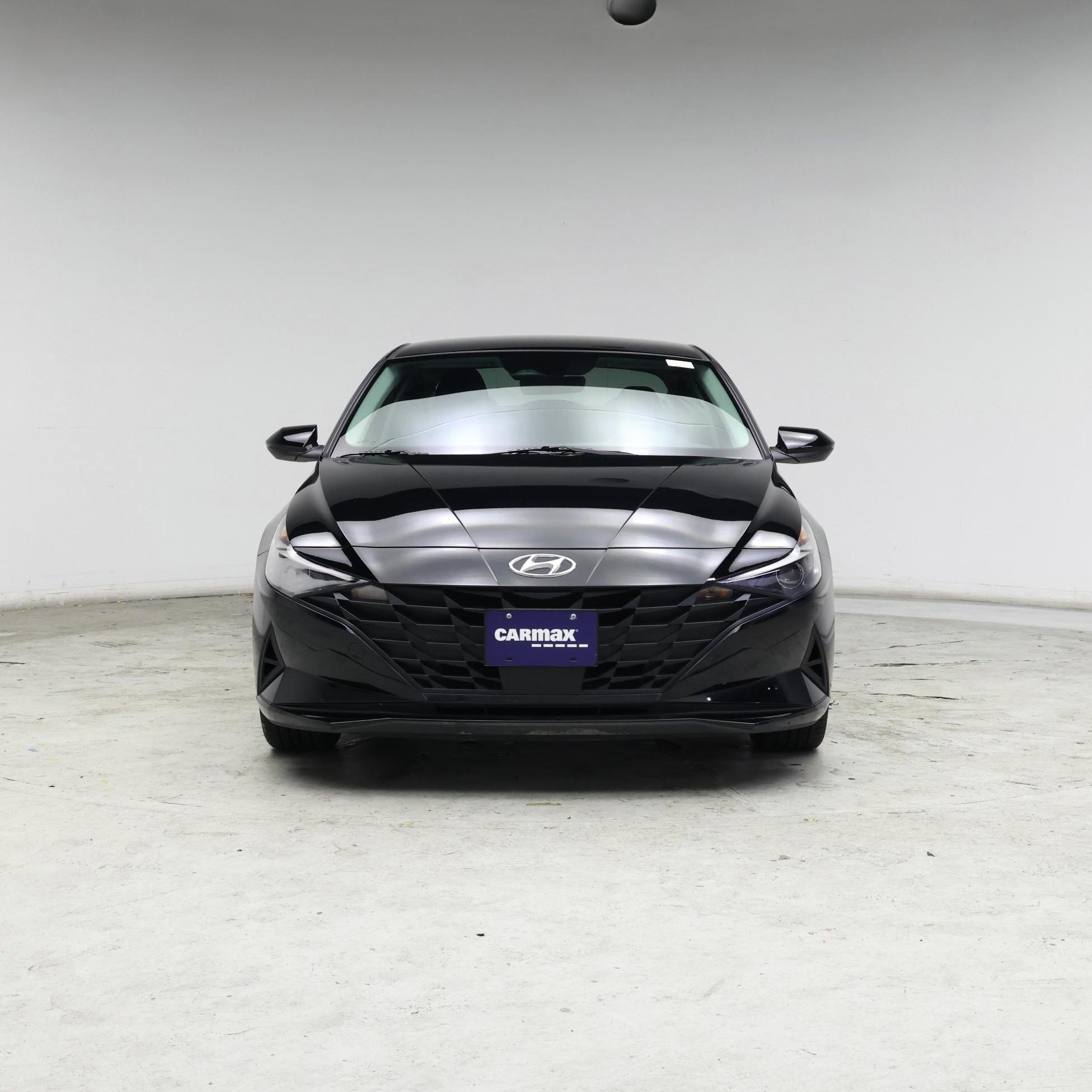 Thumbnail: 2023 Hyundai Elantra - 5