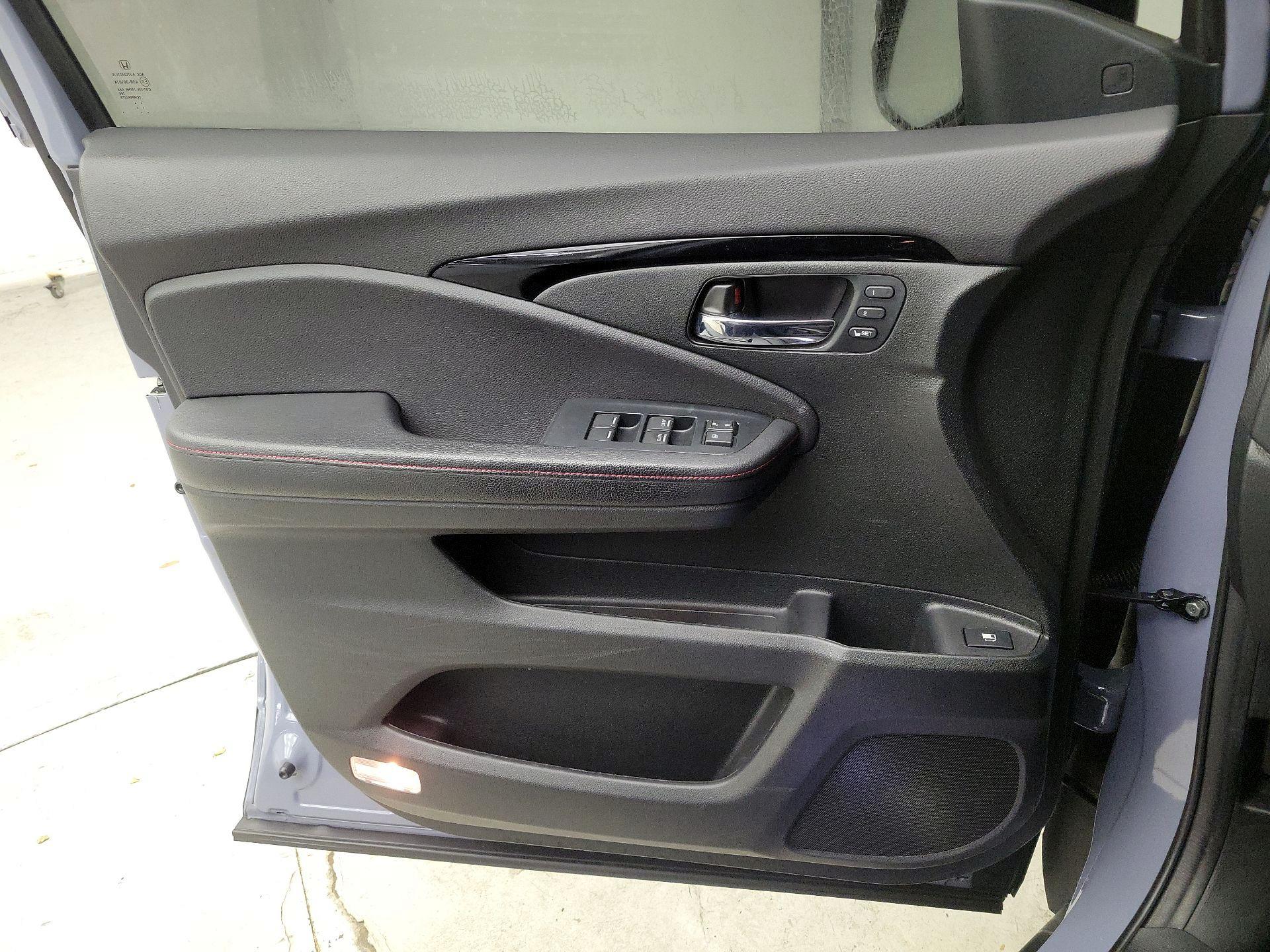 Thumbnail: 2023 Honda Ridgeline - 12