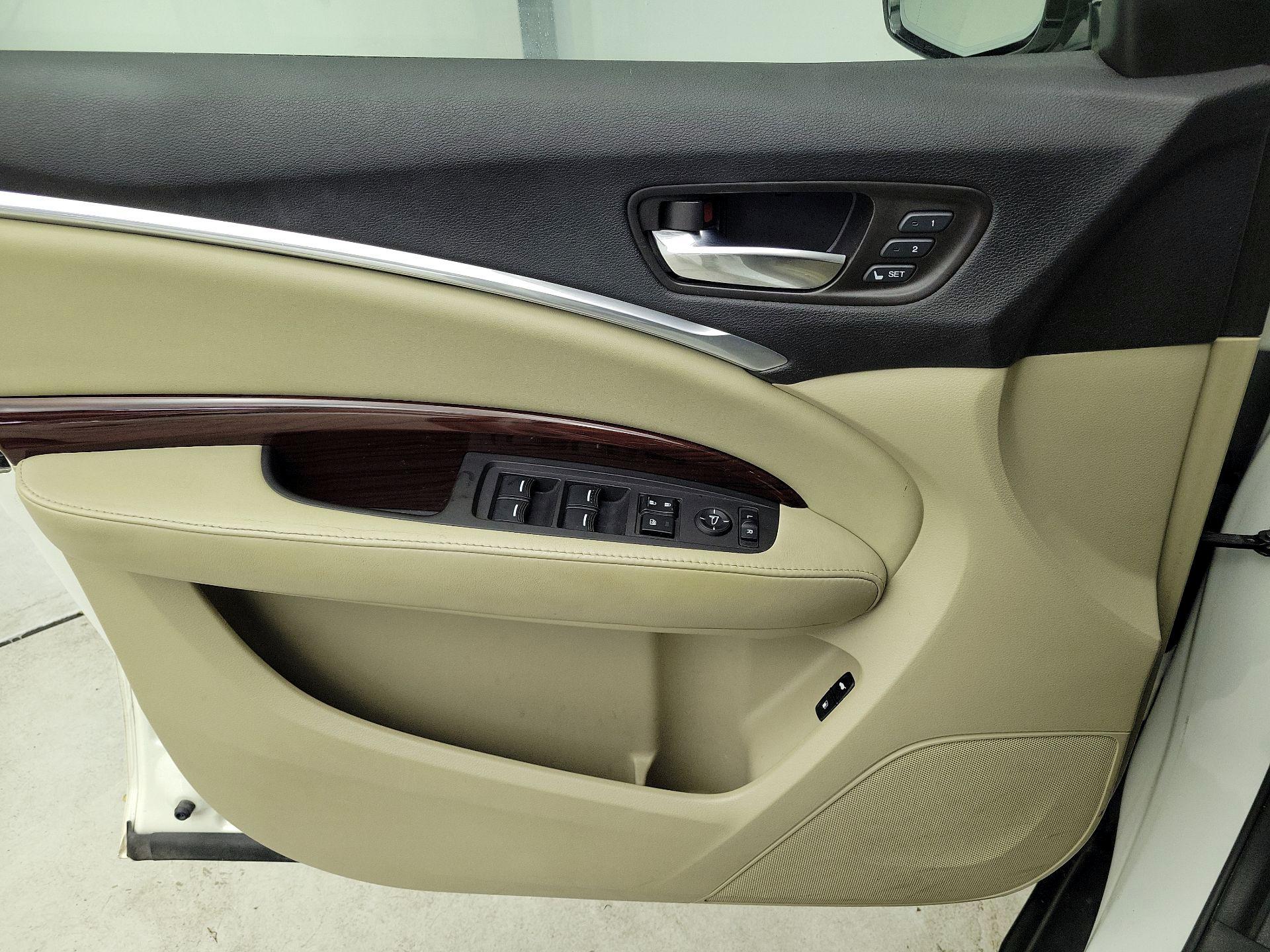 Thumbnail: 2015 Acura MDX - 12