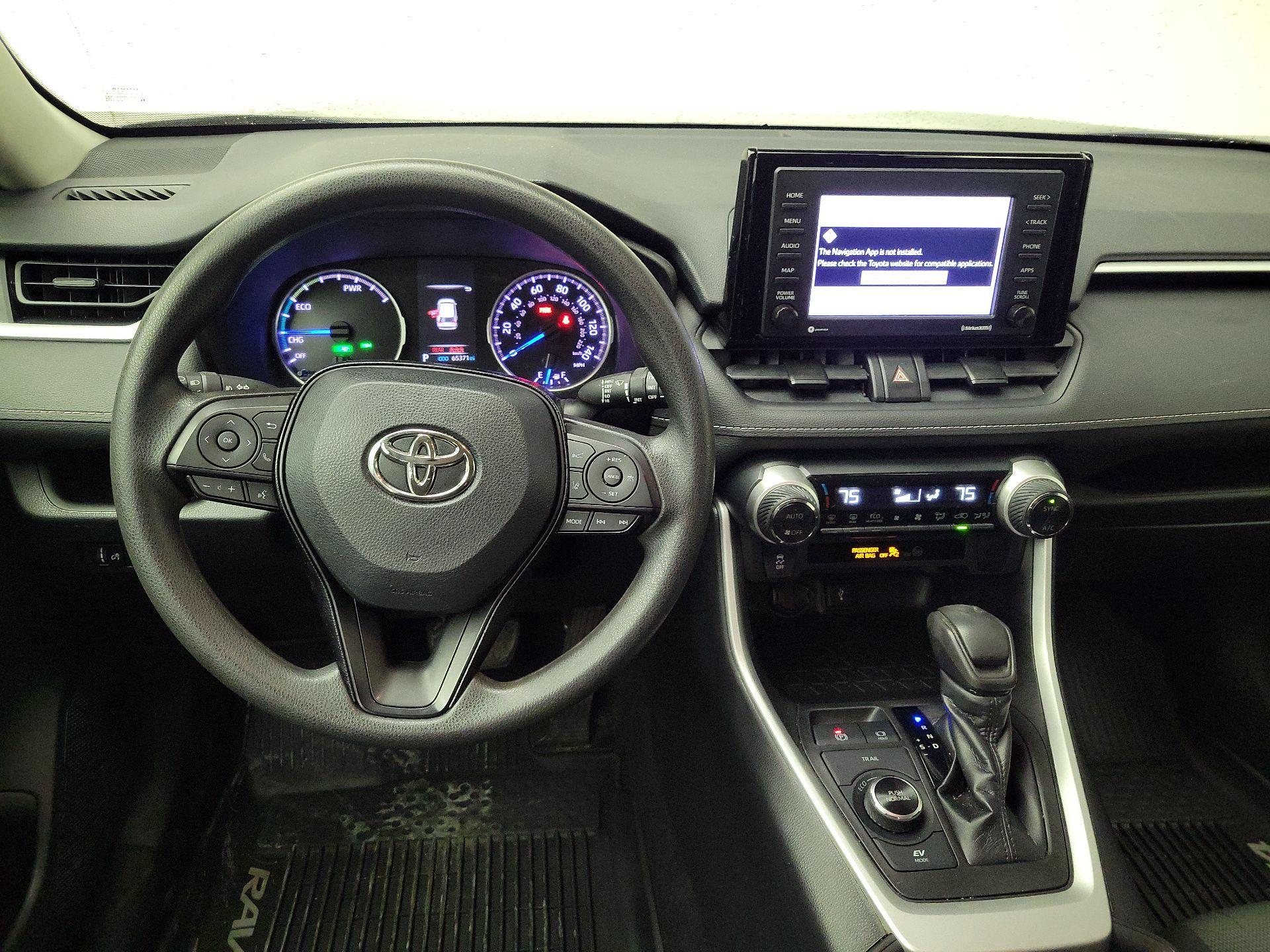 Thumbnail: 2020 Toyota RAV4 - 10