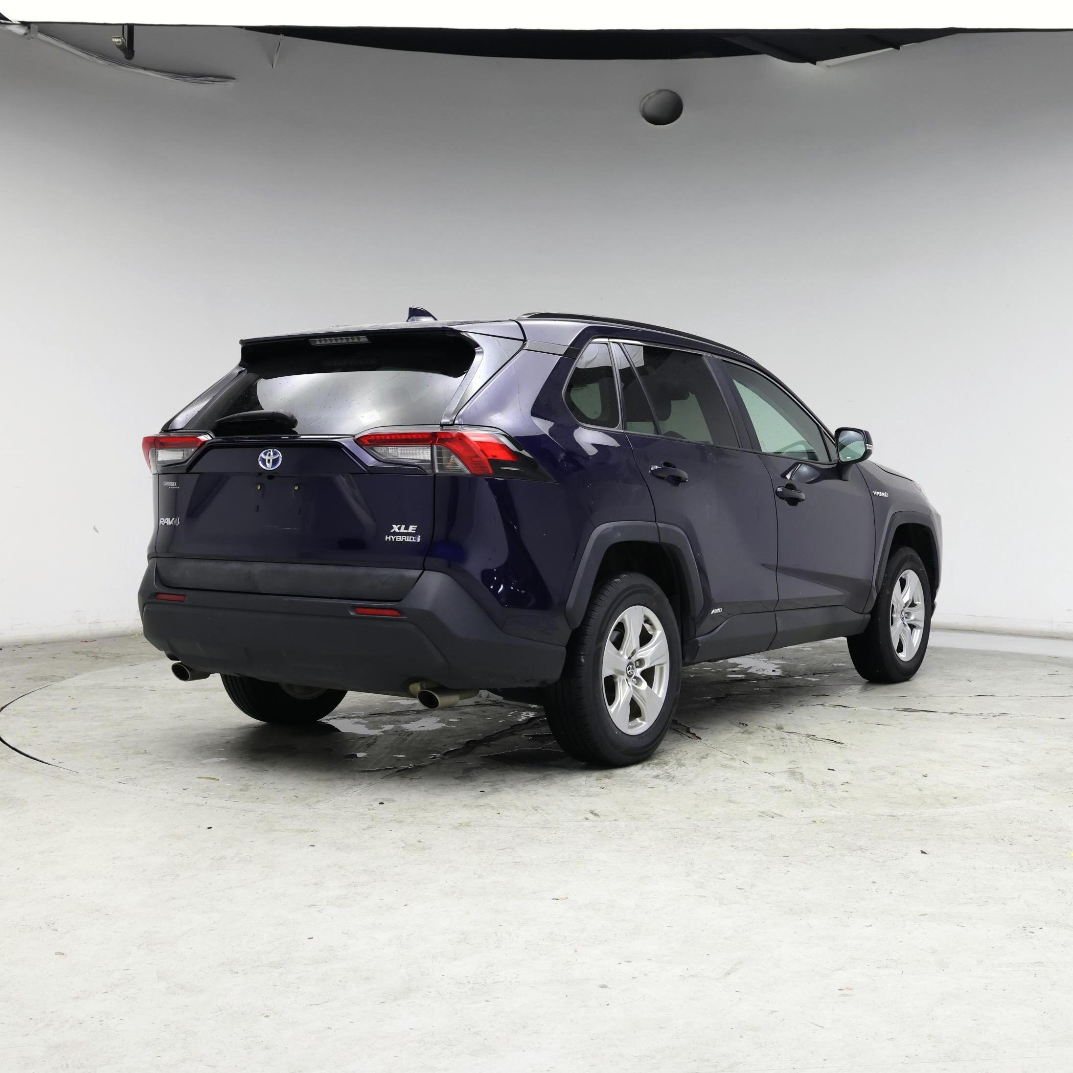 Thumbnail: 2020 Toyota RAV4 - 8