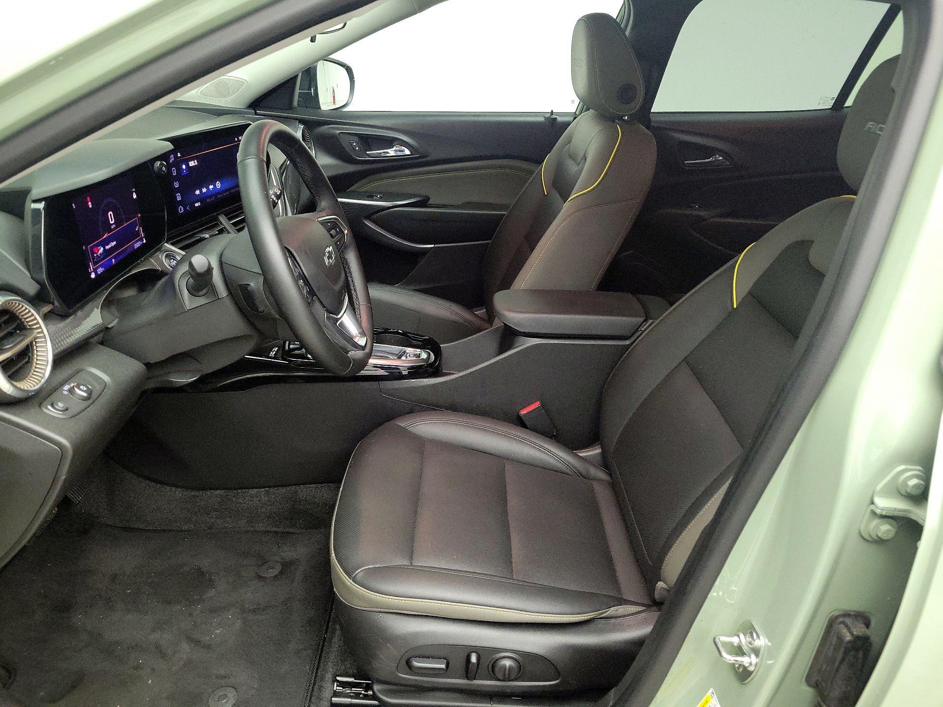 Thumbnail: 2024 Chevrolet Trax - 11