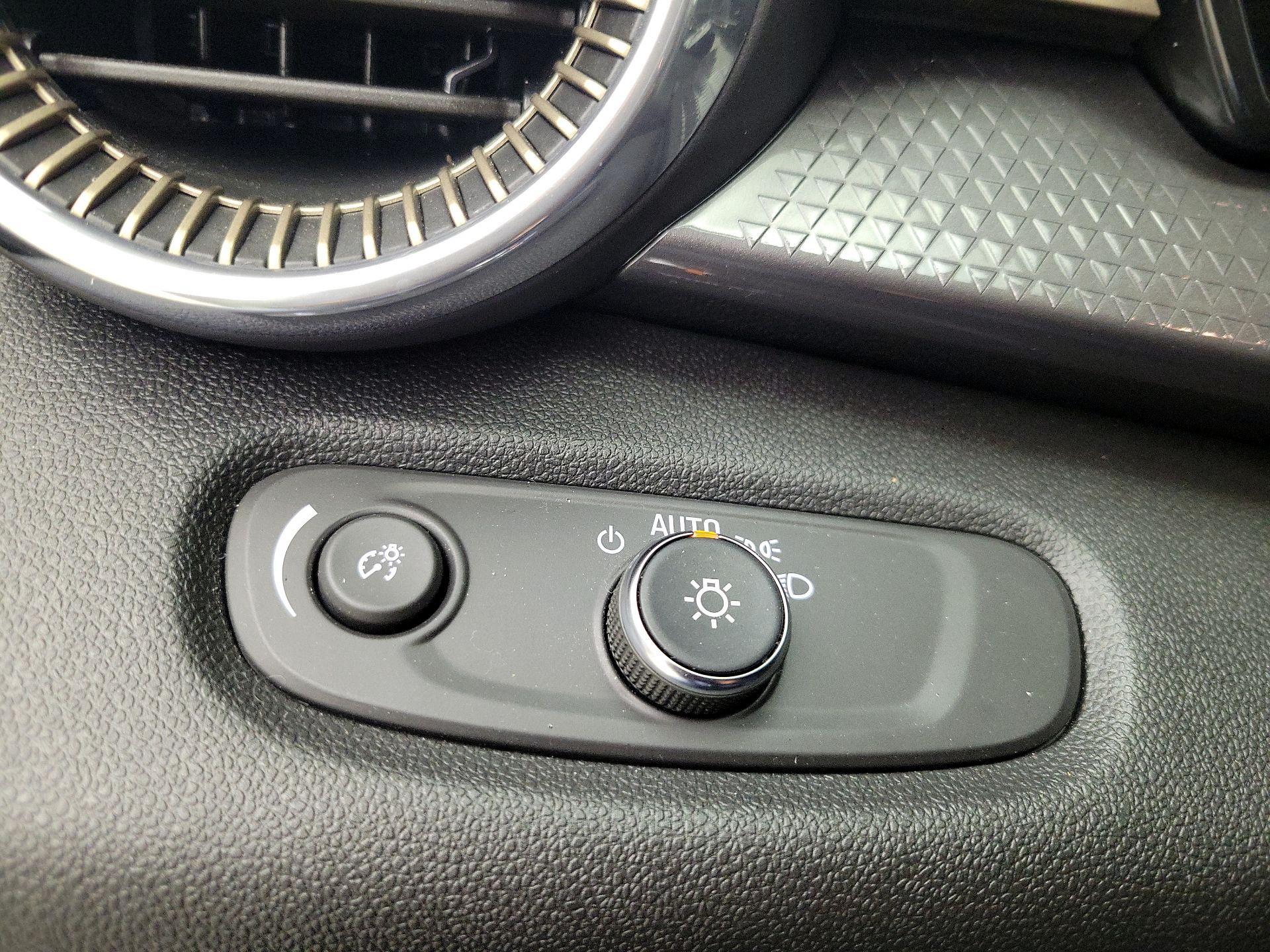 Thumbnail: 2024 Chevrolet Trax - 13