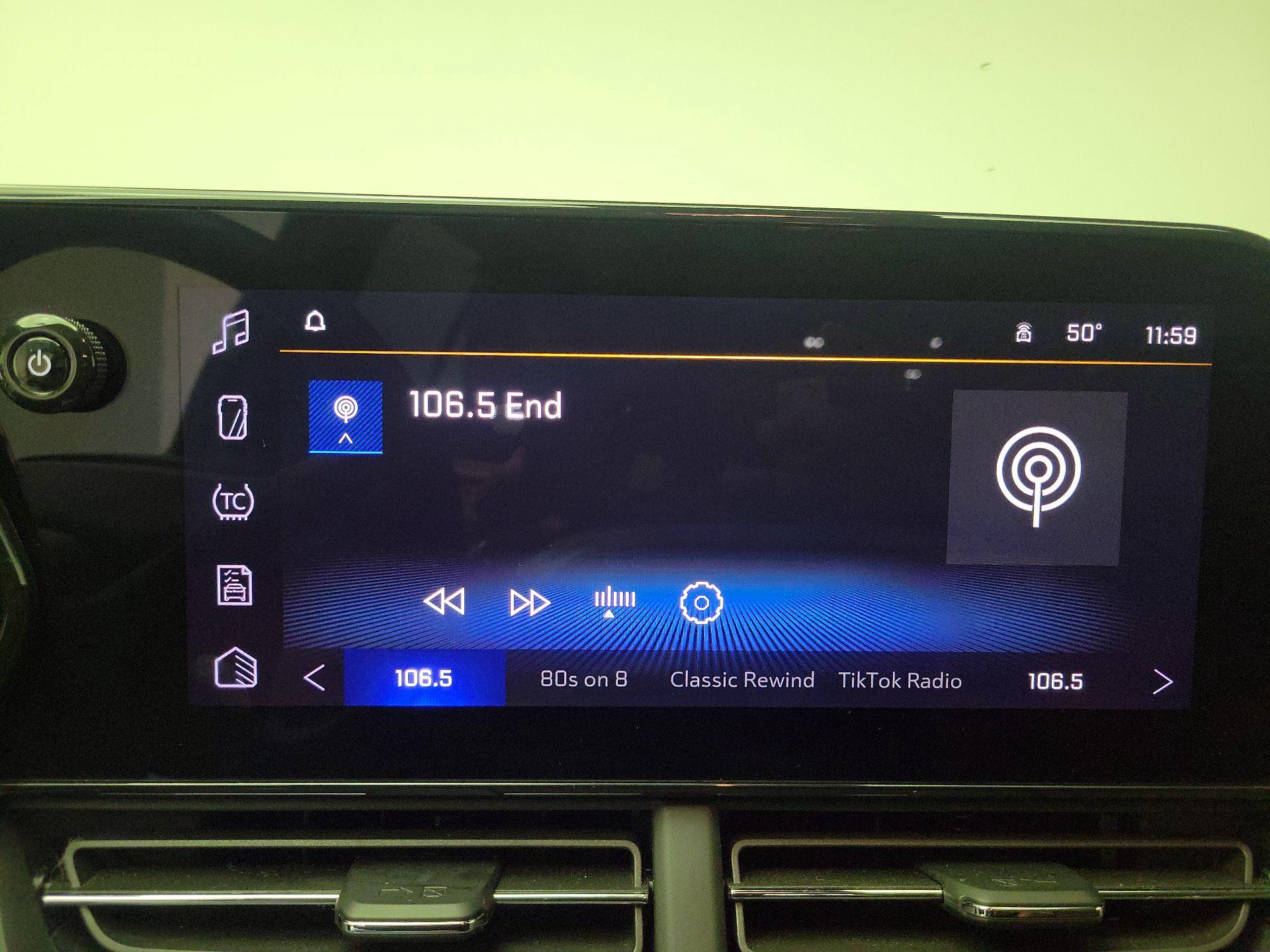 Thumbnail: 2024 Chevrolet Trax - 15