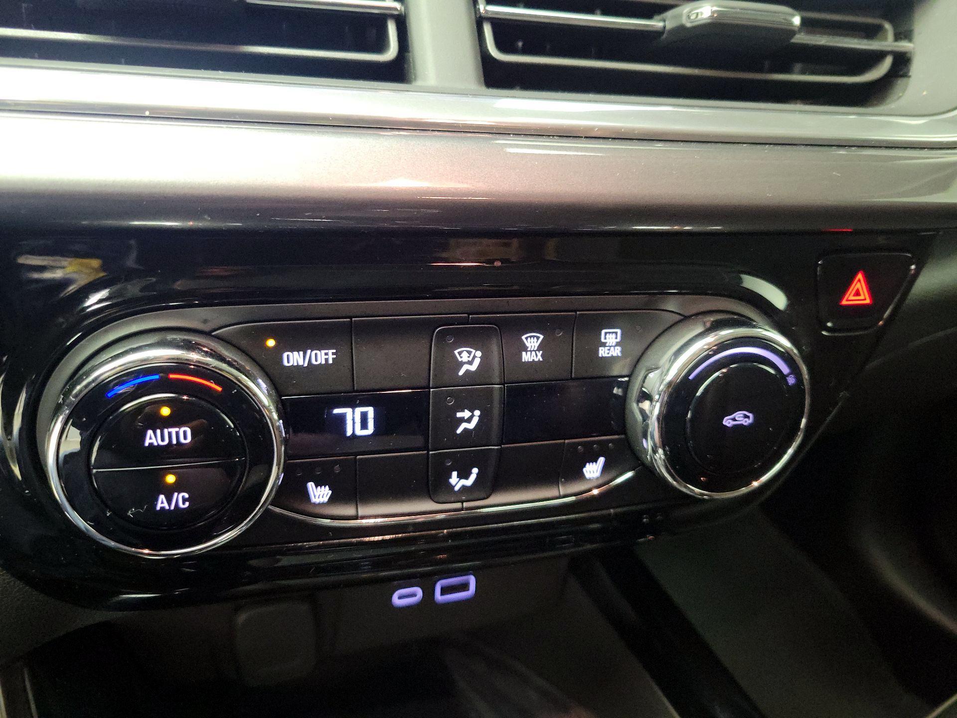 Thumbnail: 2024 Chevrolet Trax - 16