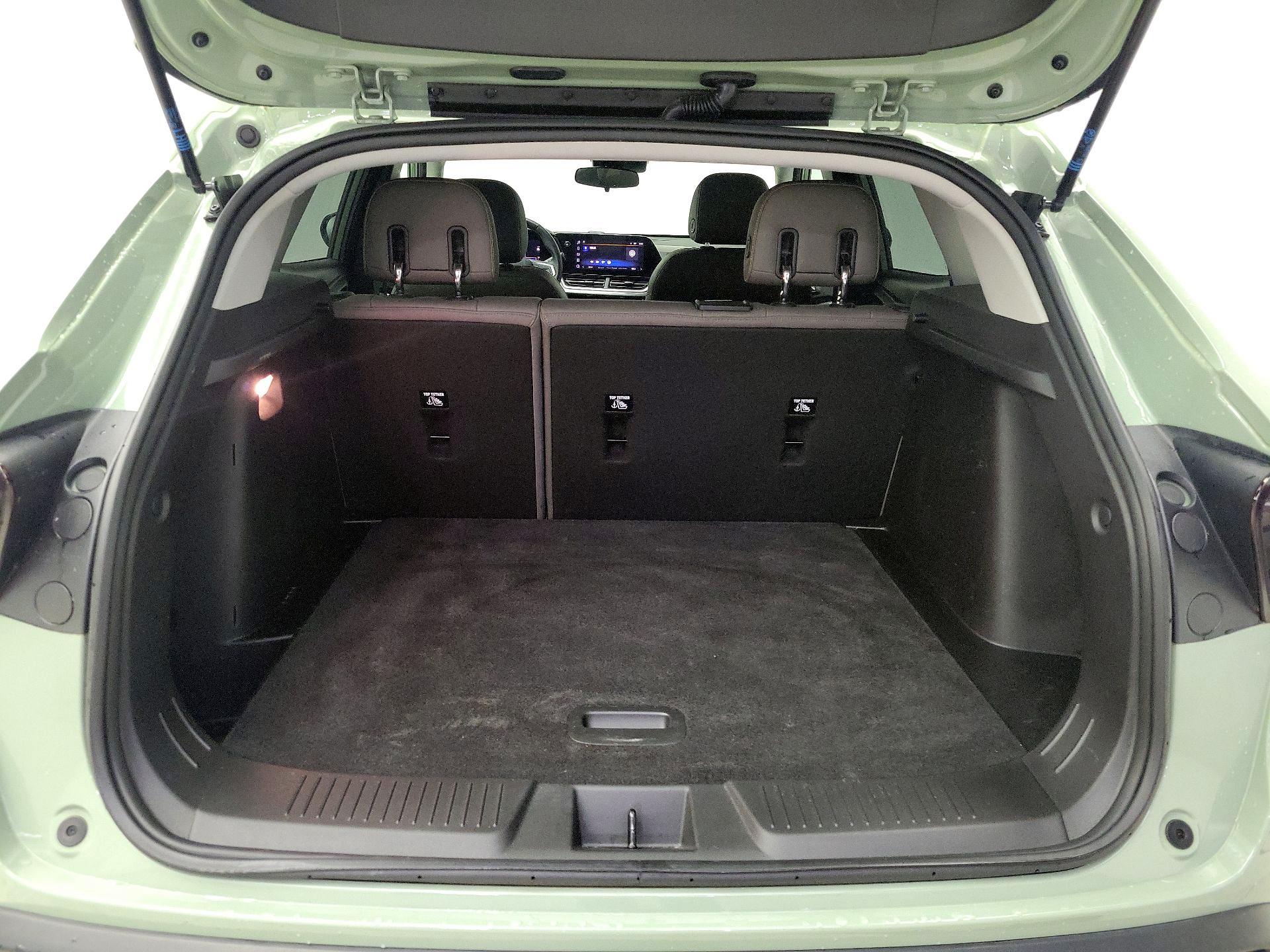 Thumbnail: 2024 Chevrolet Trax - 20