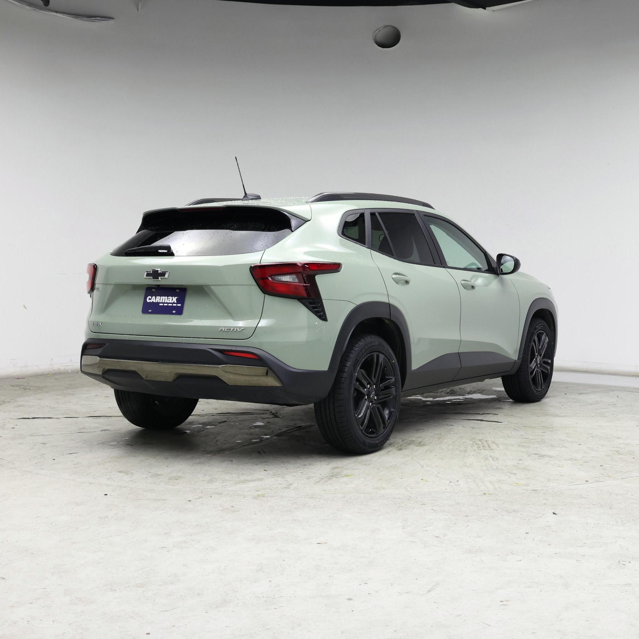 Thumbnail: 2024 Chevrolet Trax - 8