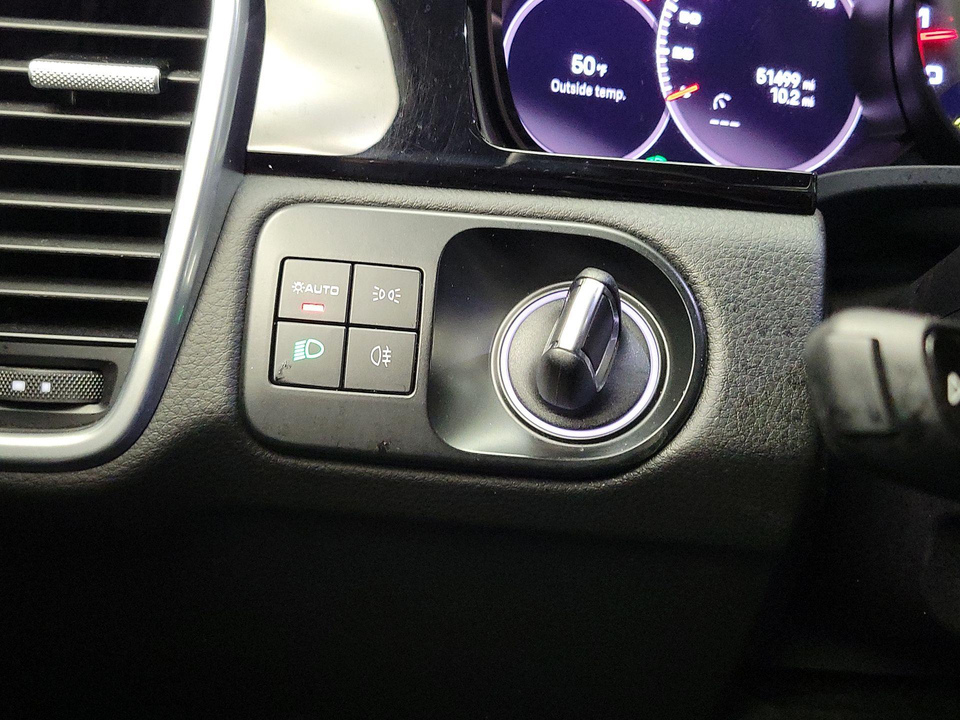 Thumbnail: 2023 Porsche Cayenne - 13