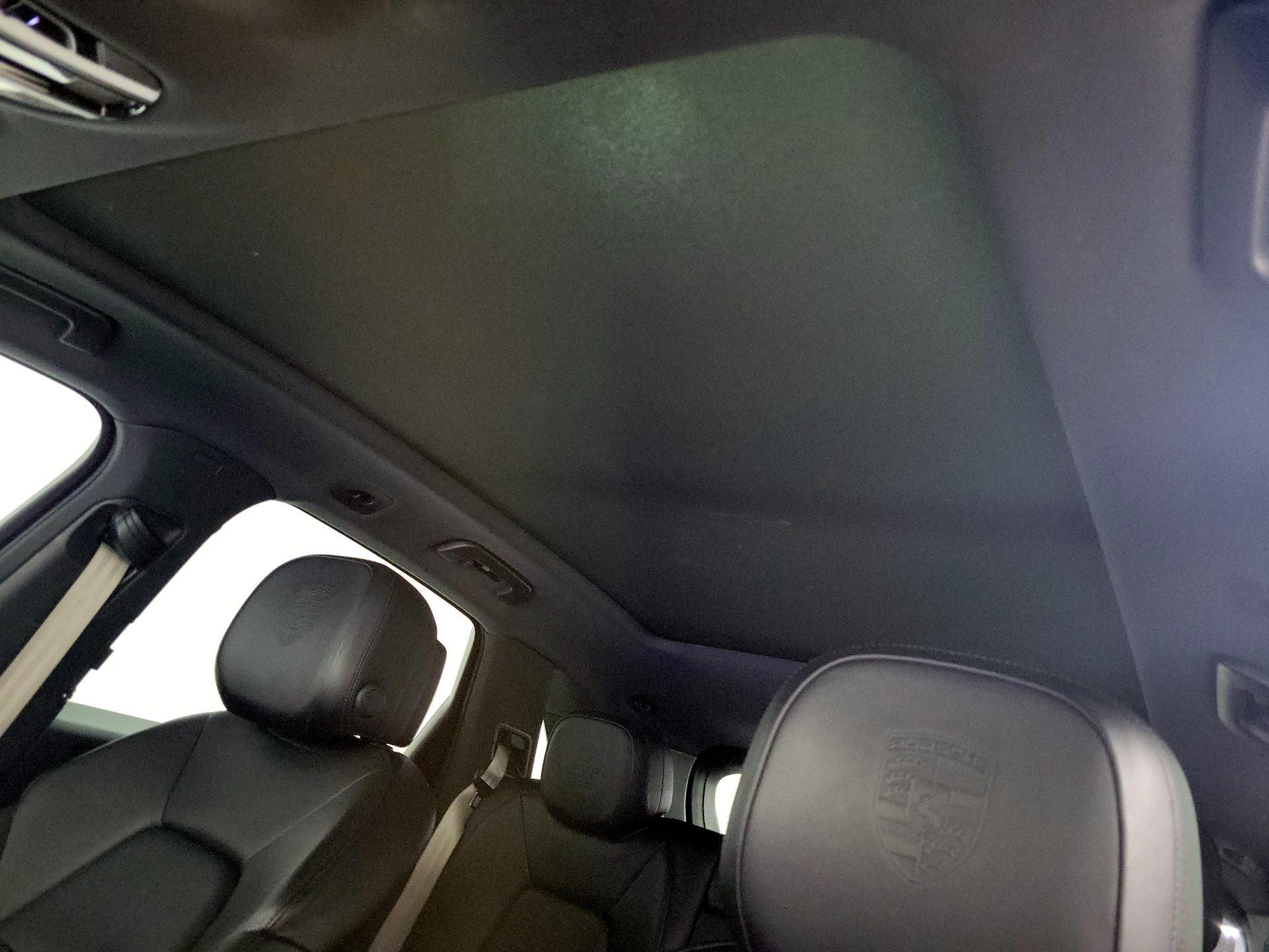 Thumbnail: 2023 Porsche Cayenne - 19